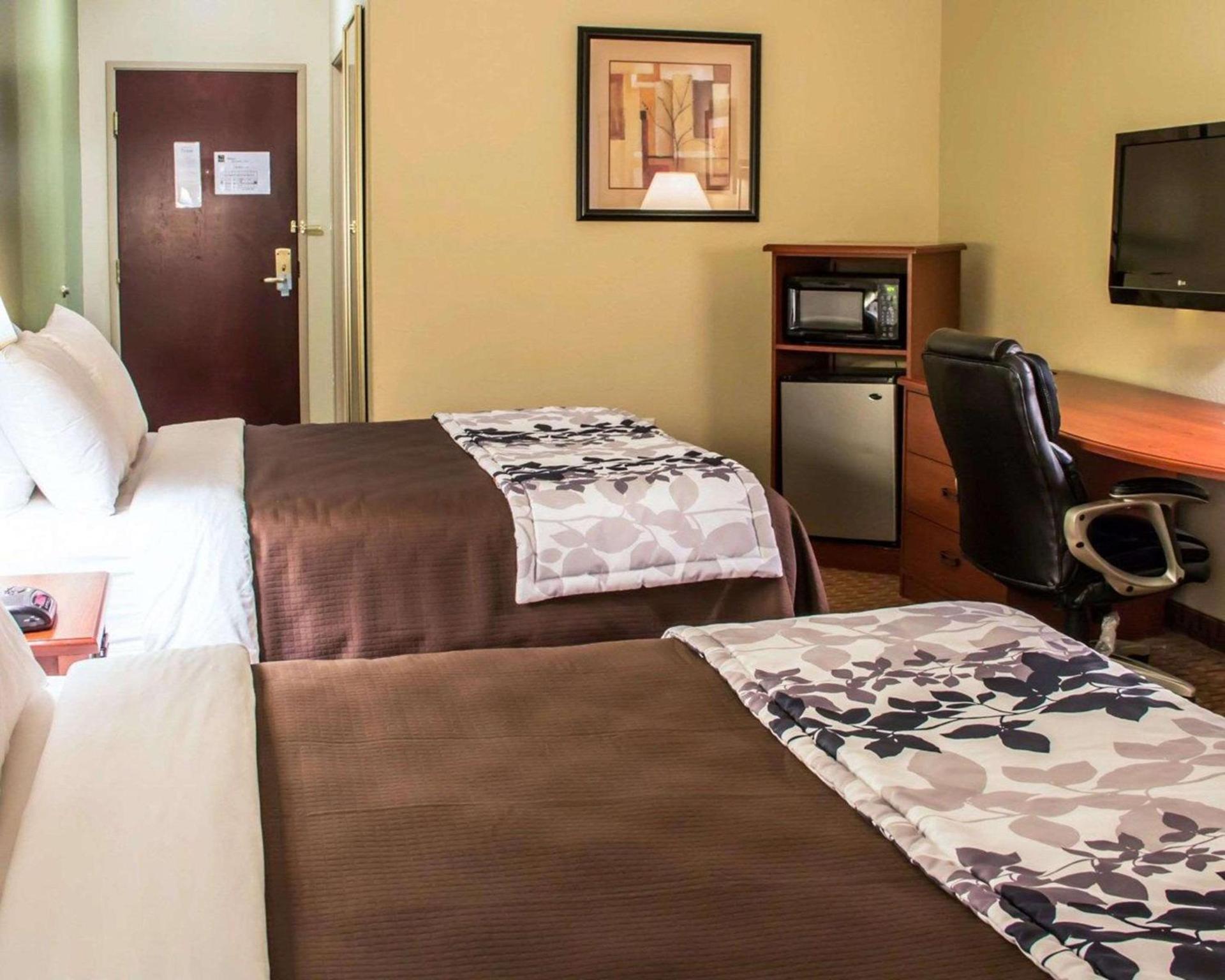 Sleep Inn & Suites at Six Flags photo 18