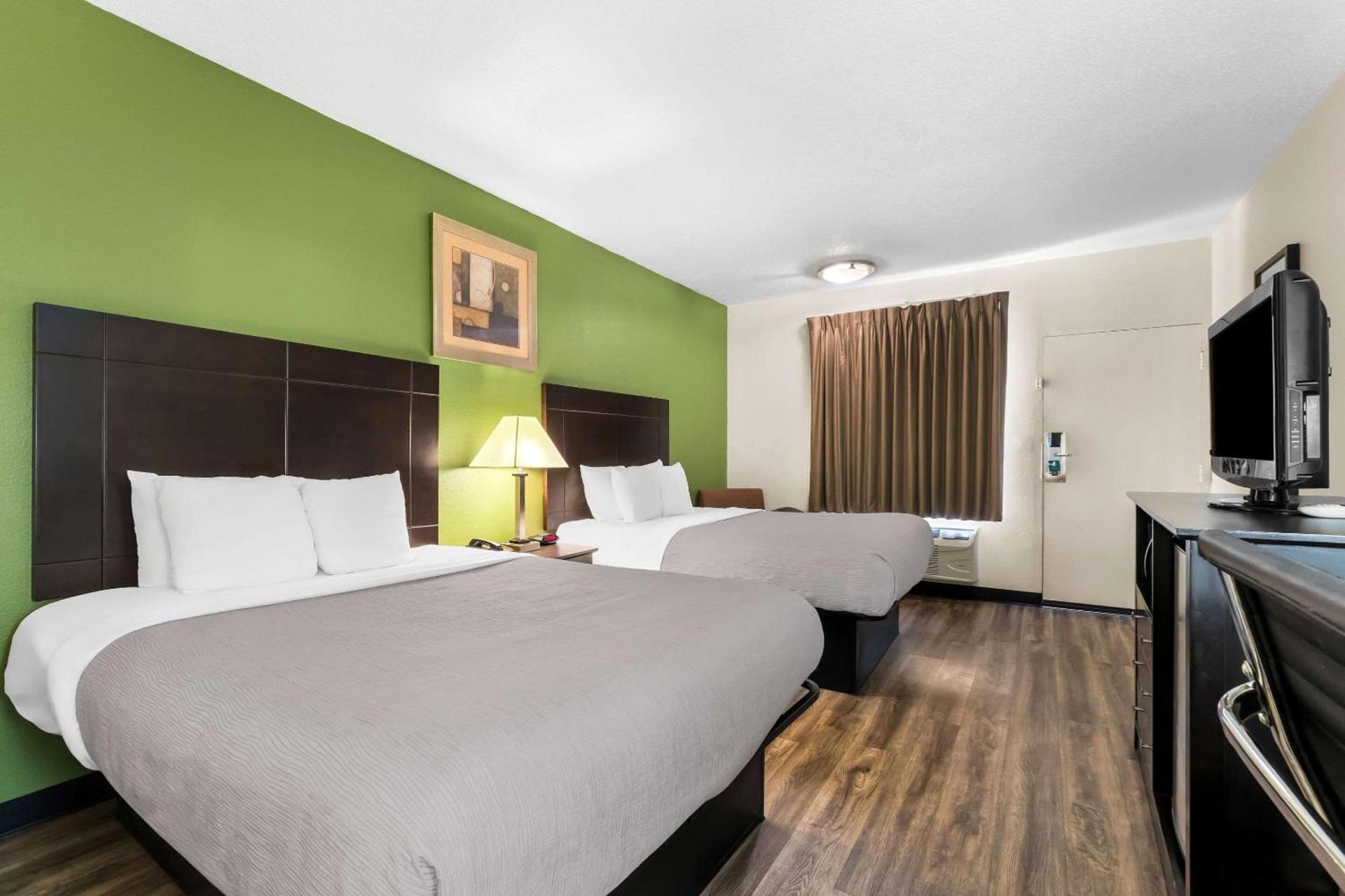 Quality Inn Tullahoma photo 15