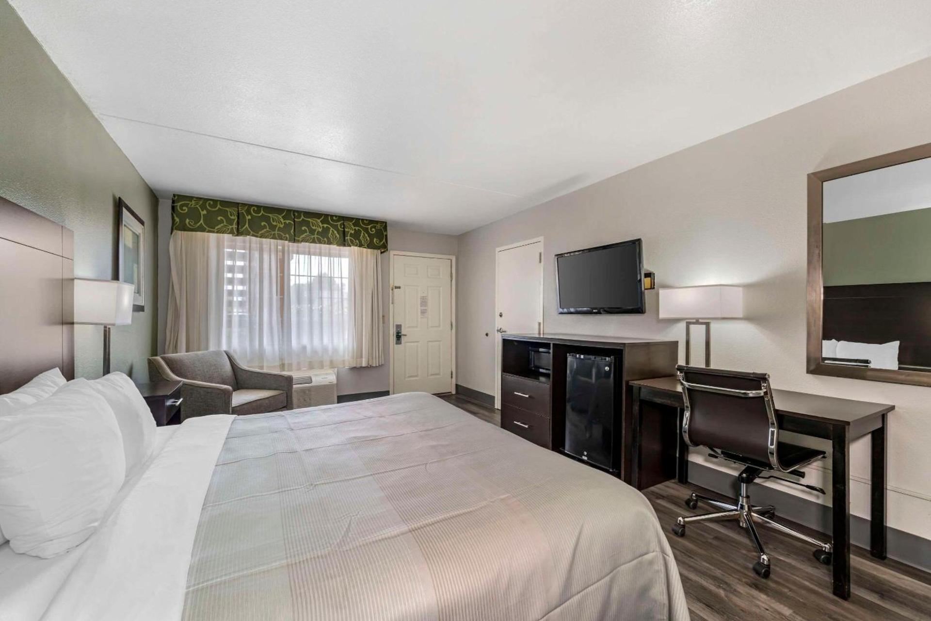 Quality Inn Siloam Springs West photo 13