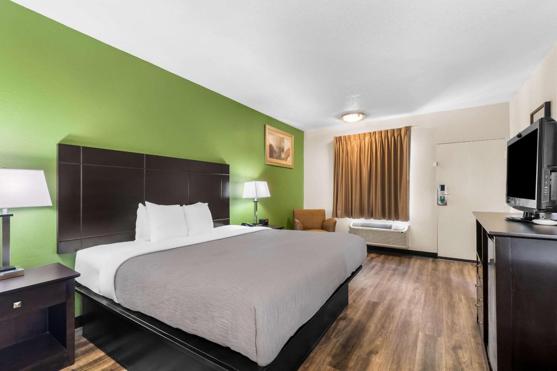 Quality Inn Tullahoma photo 7