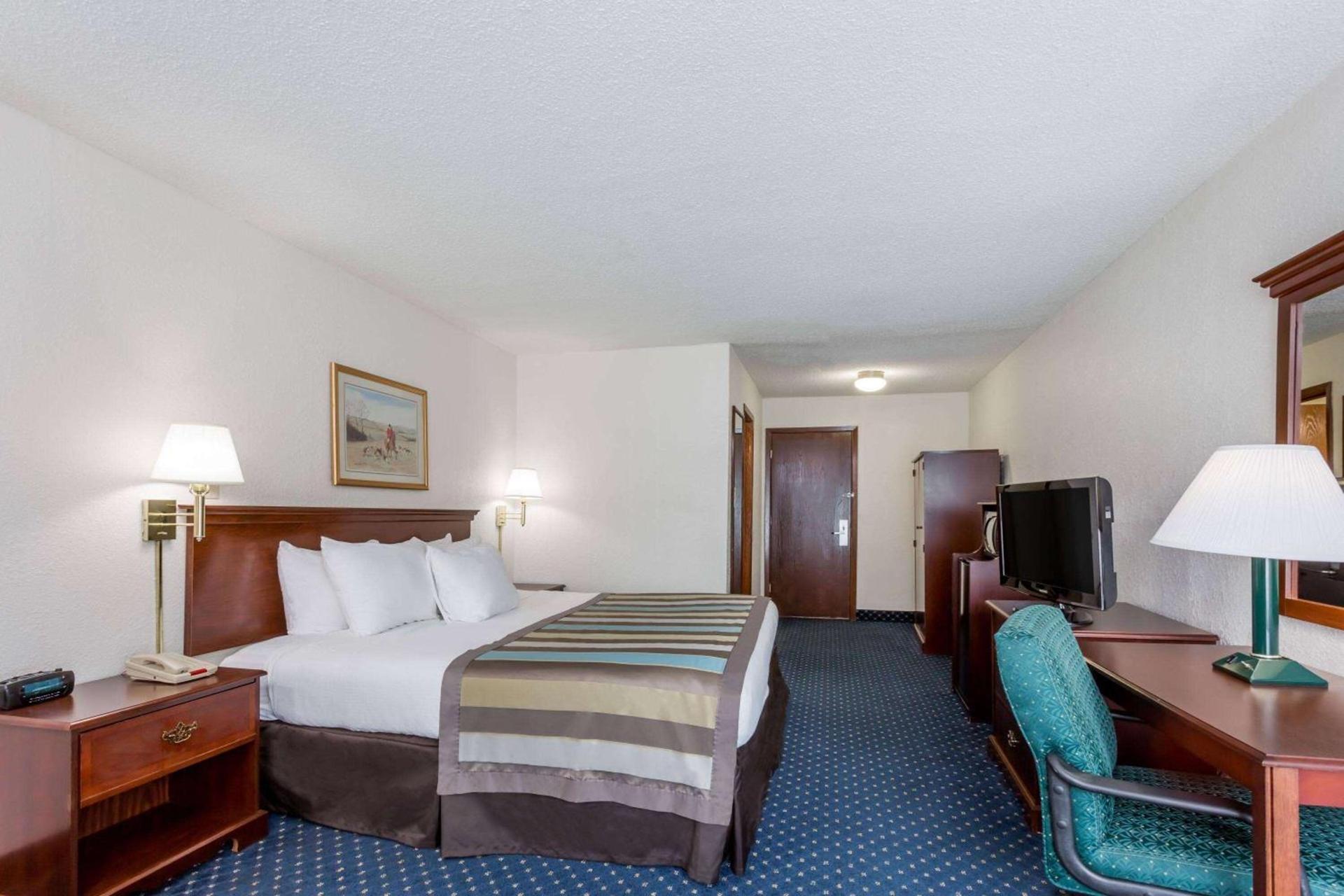 Best Western Greensboro Coliseum Inn photo 6
