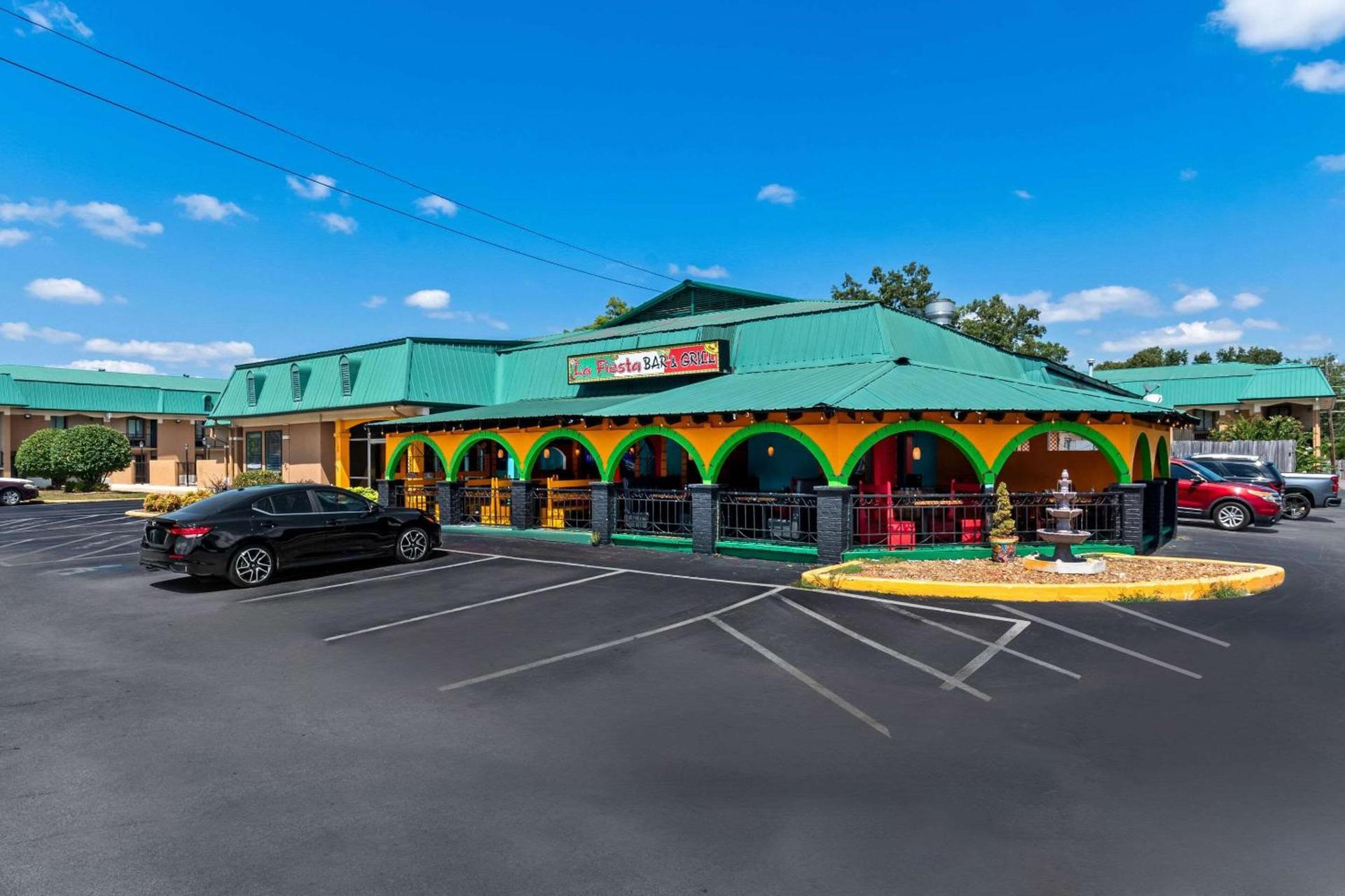 Quality Inn Tullahoma photo 39