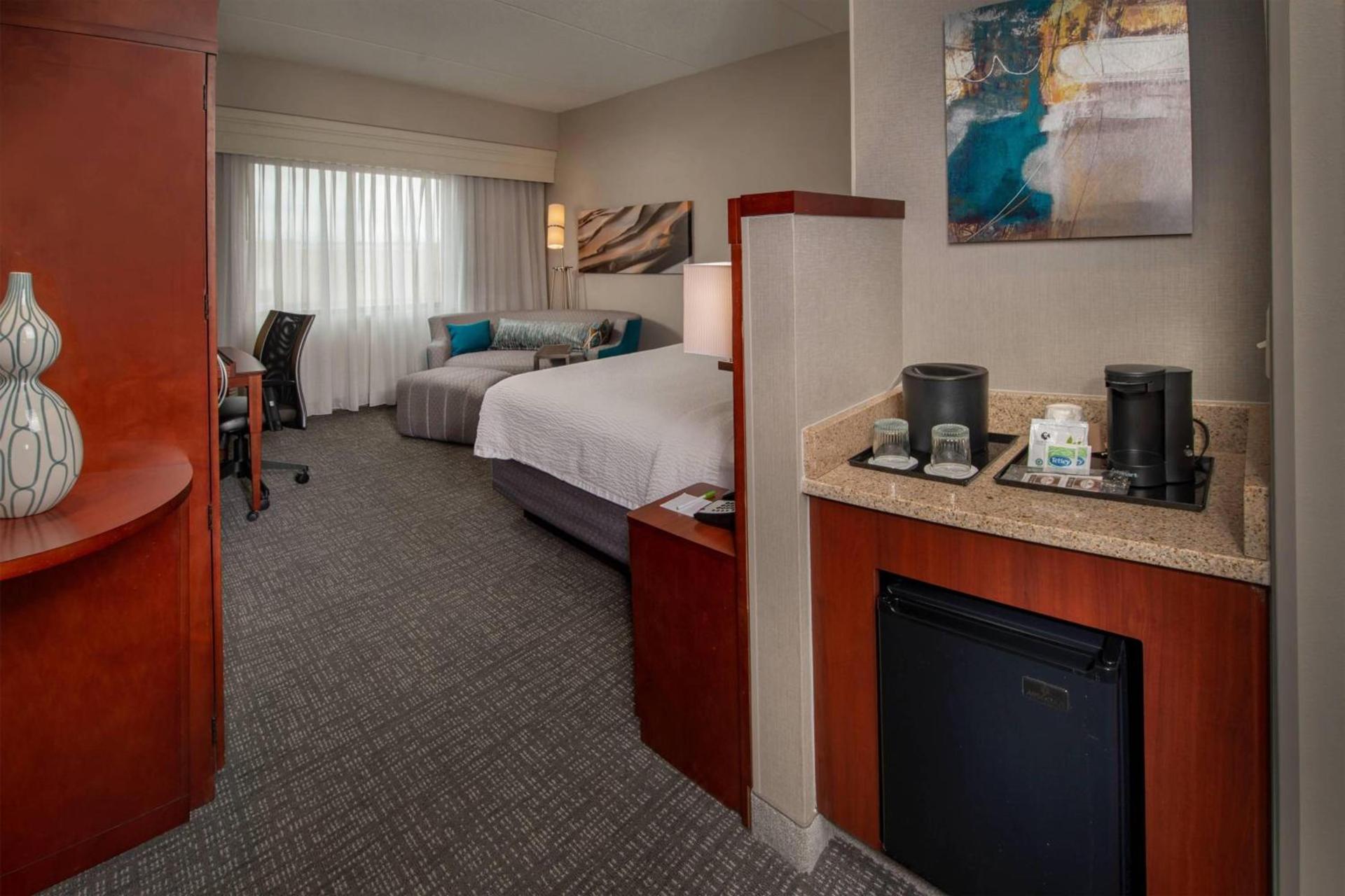 Courtyard by Marriott Hagerstown photo 6