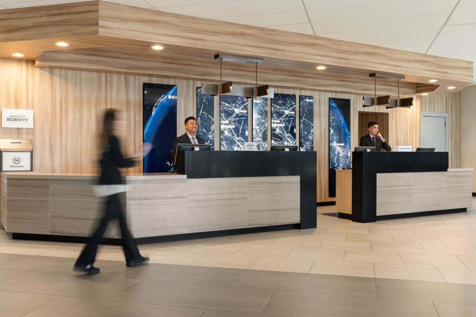 Sheraton Suites Chicago O'Hare photo 3