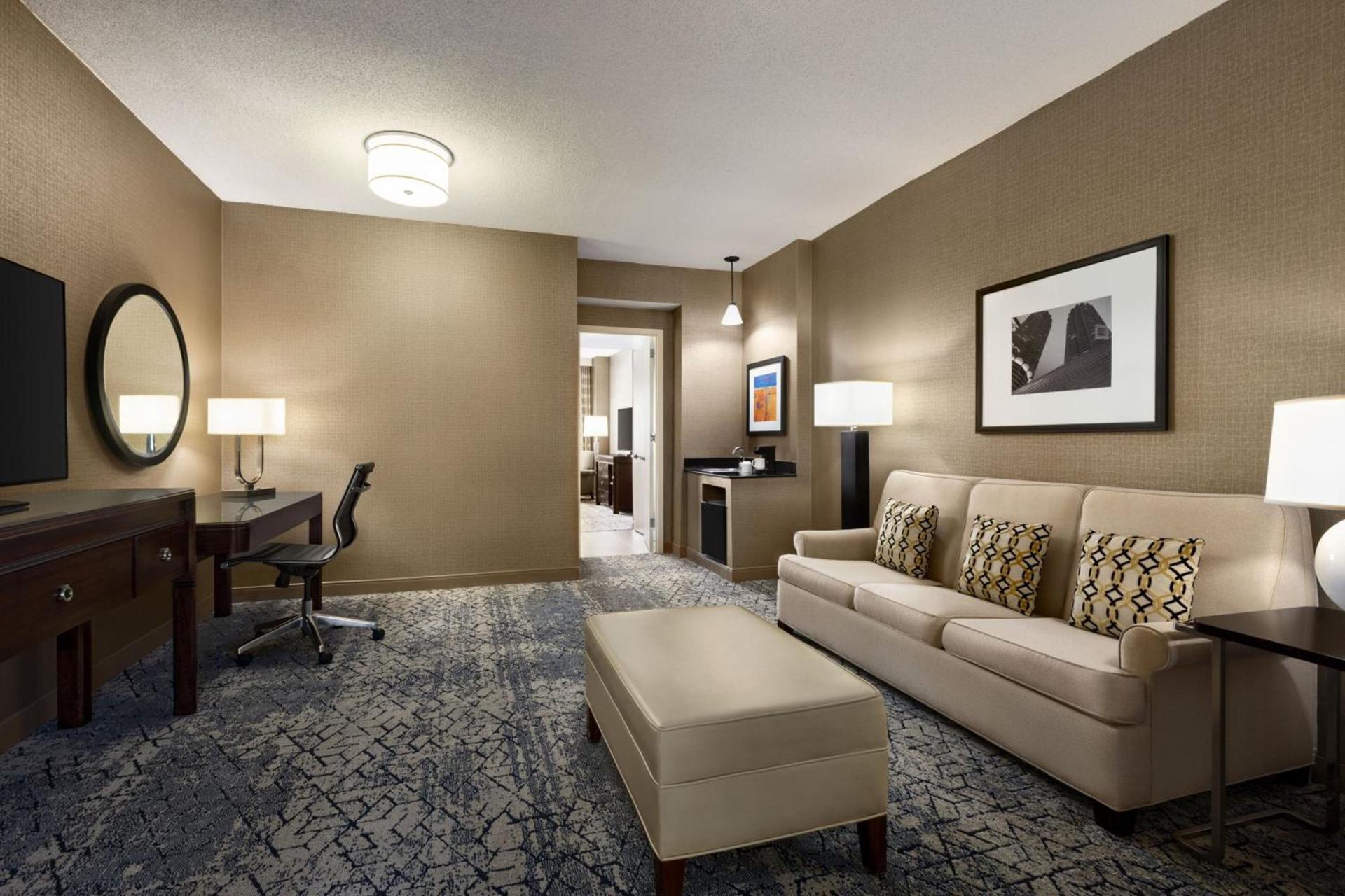 Sheraton Suites Chicago O'Hare photo 10