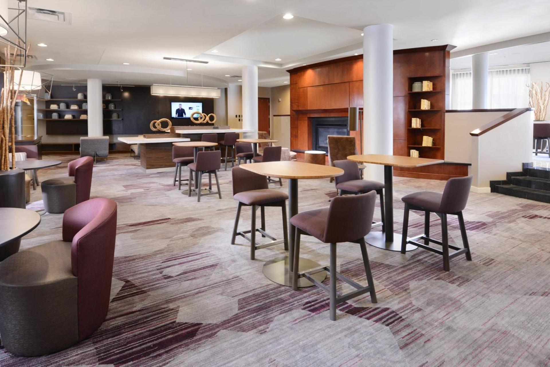 Courtyard Marriott Houston Pearland photo 18