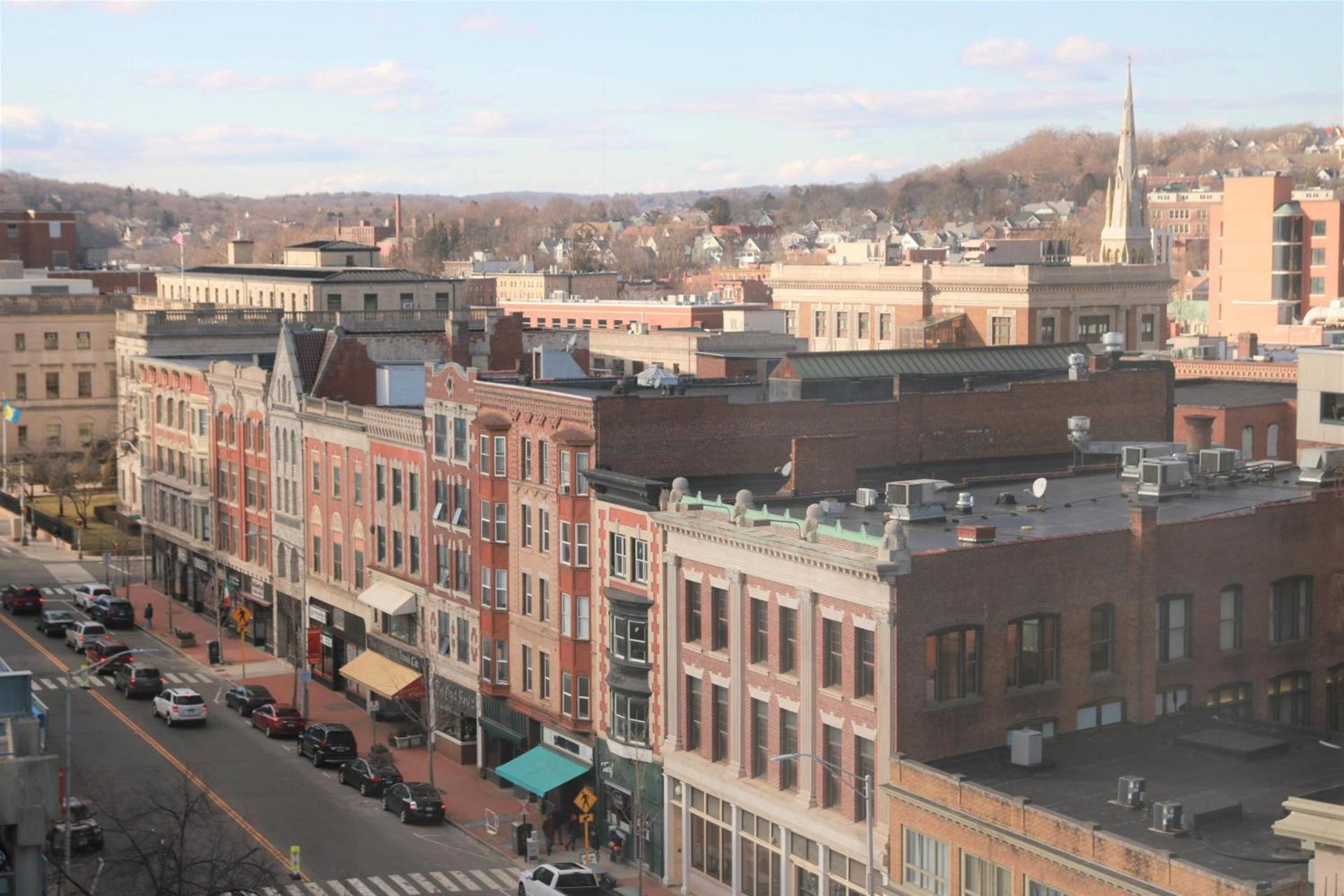 Courtyard Waterbury Downtown photo 8