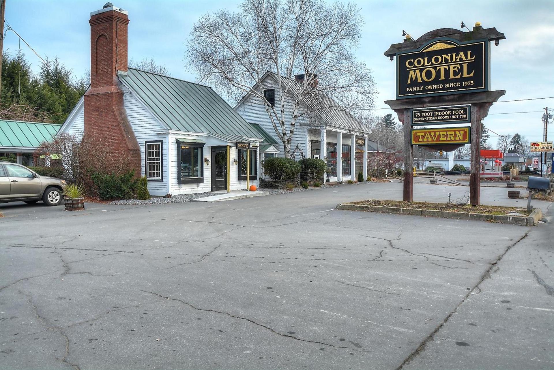 Colonial Motel and Spa photo 4