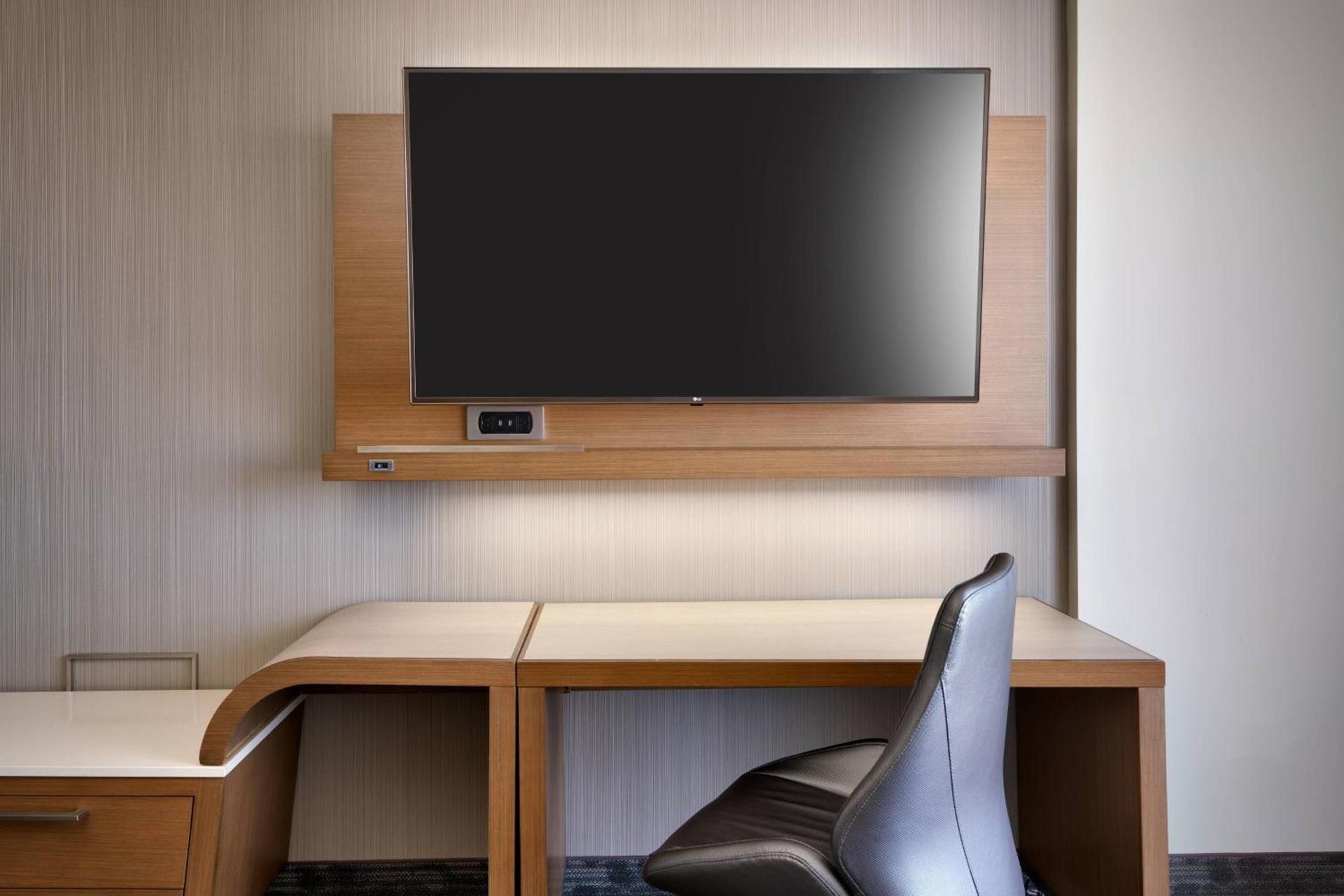 Courtyard by Marriott Cedar City photo 10