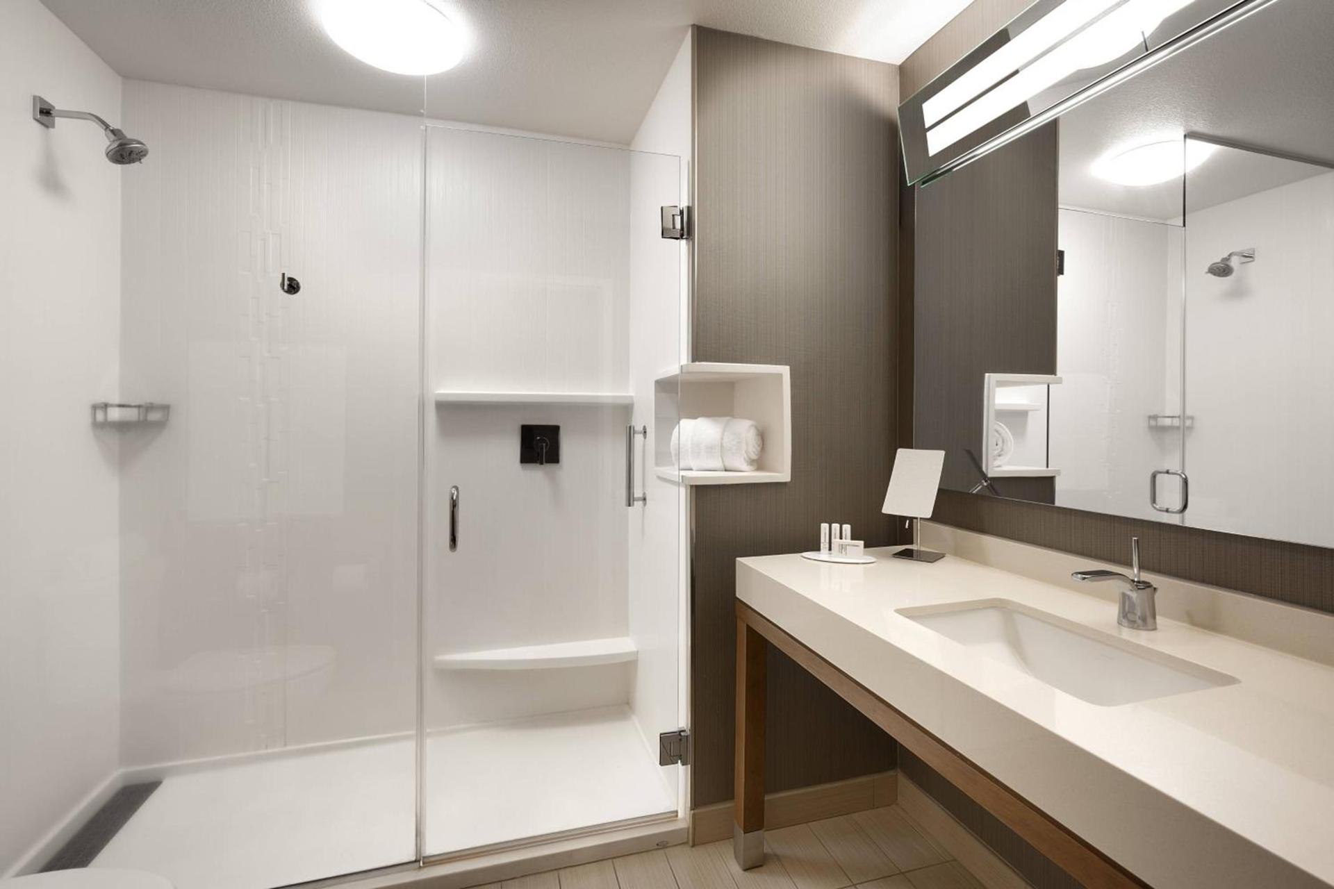 Courtyard by Marriott Cedar City photo 12