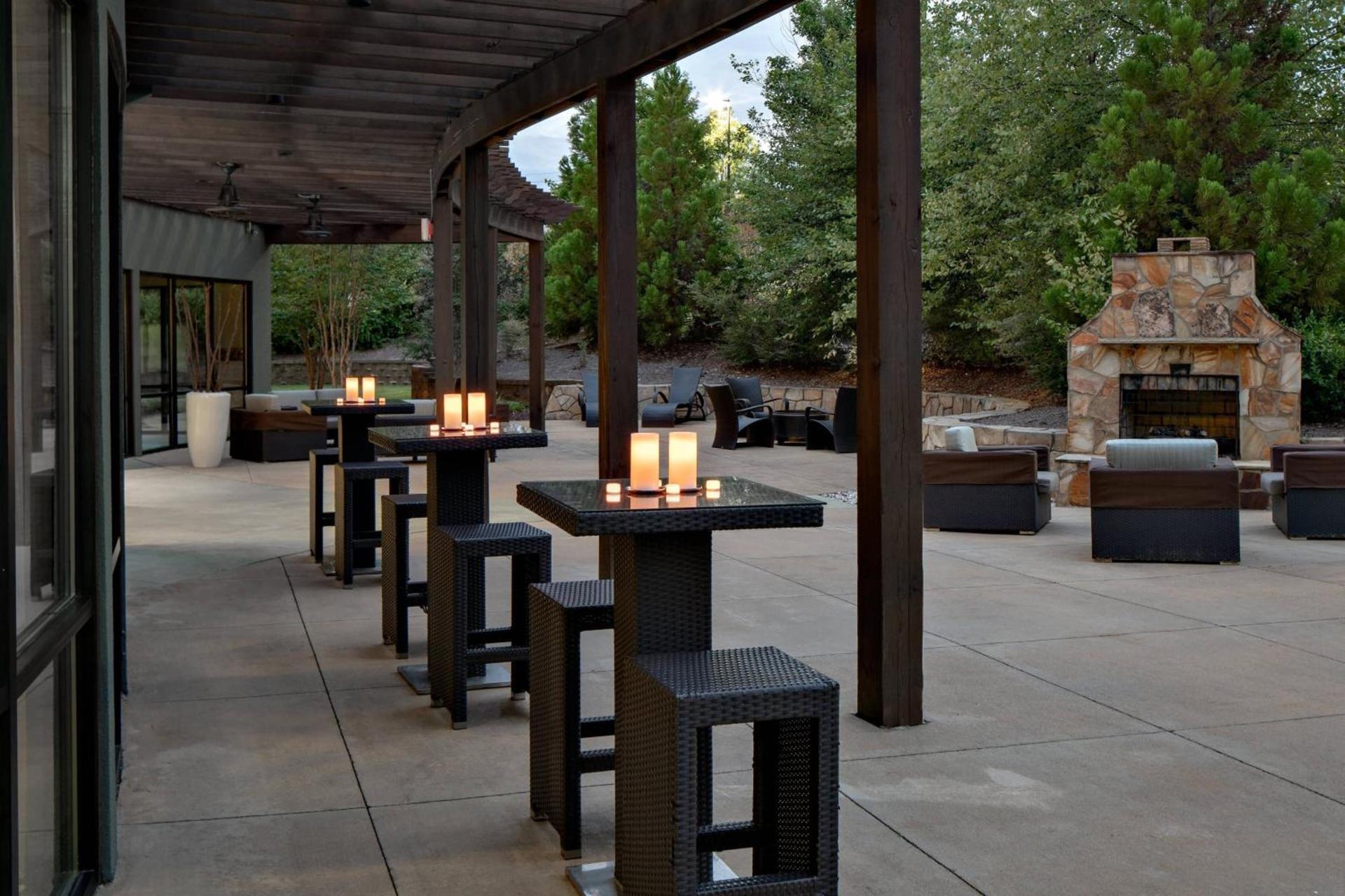 Courtyard by Marriott Raleigh North photo 31