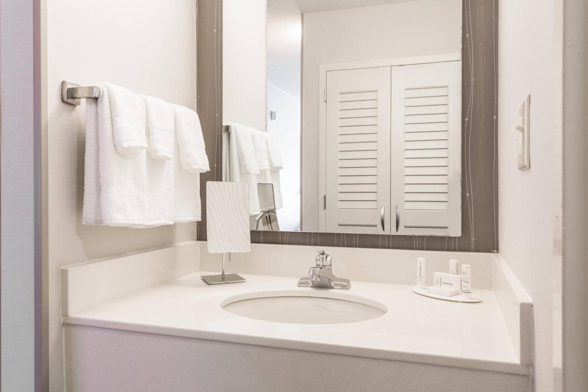 Courtyard by Marriott Rocky Mount photo 10