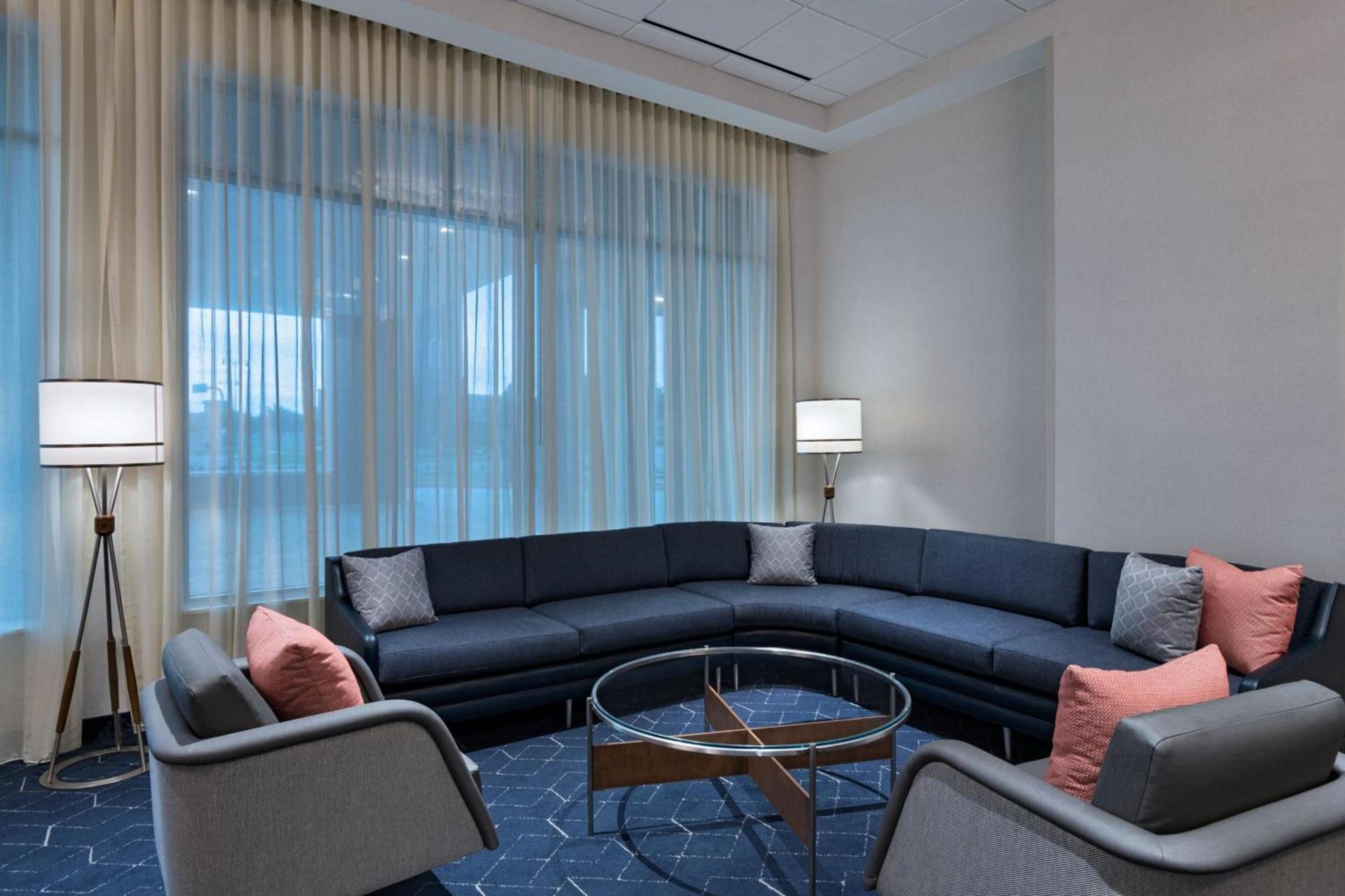 Courtyard by Marriott Dallas Frisco photo 3