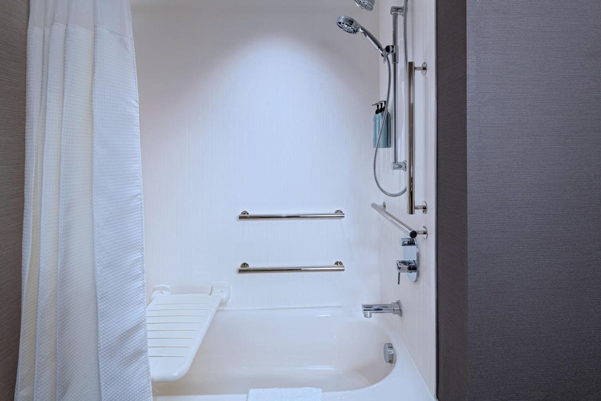 Courtyard by Marriott Dallas Frisco photo 14