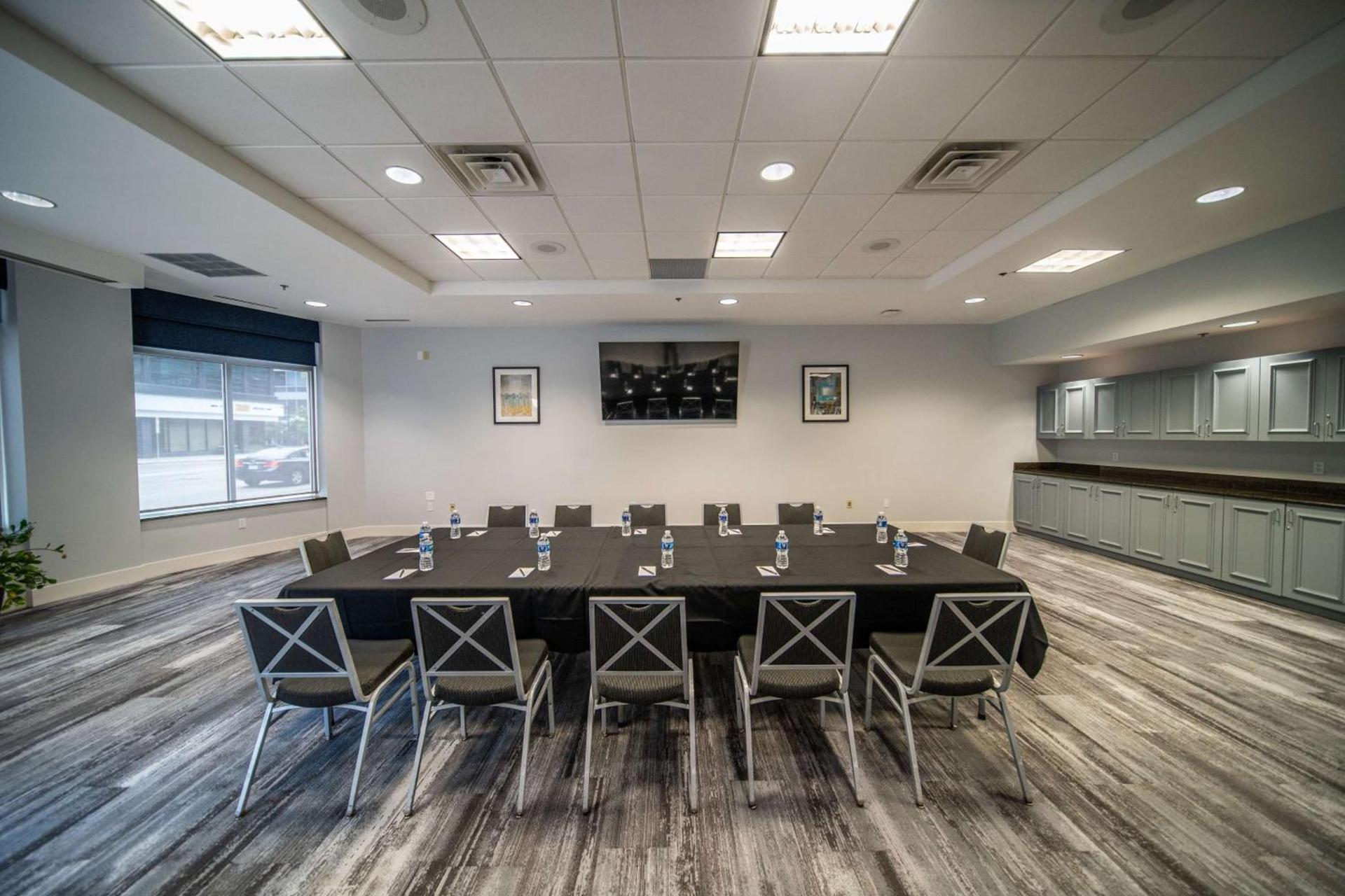 Hilton Garden Inn Rochester Downtown photo 39