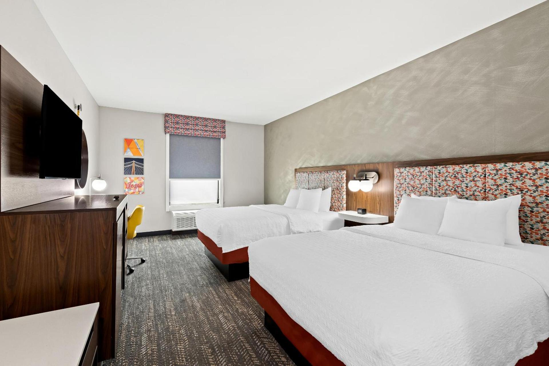 Hampton Inn Longview photo 7