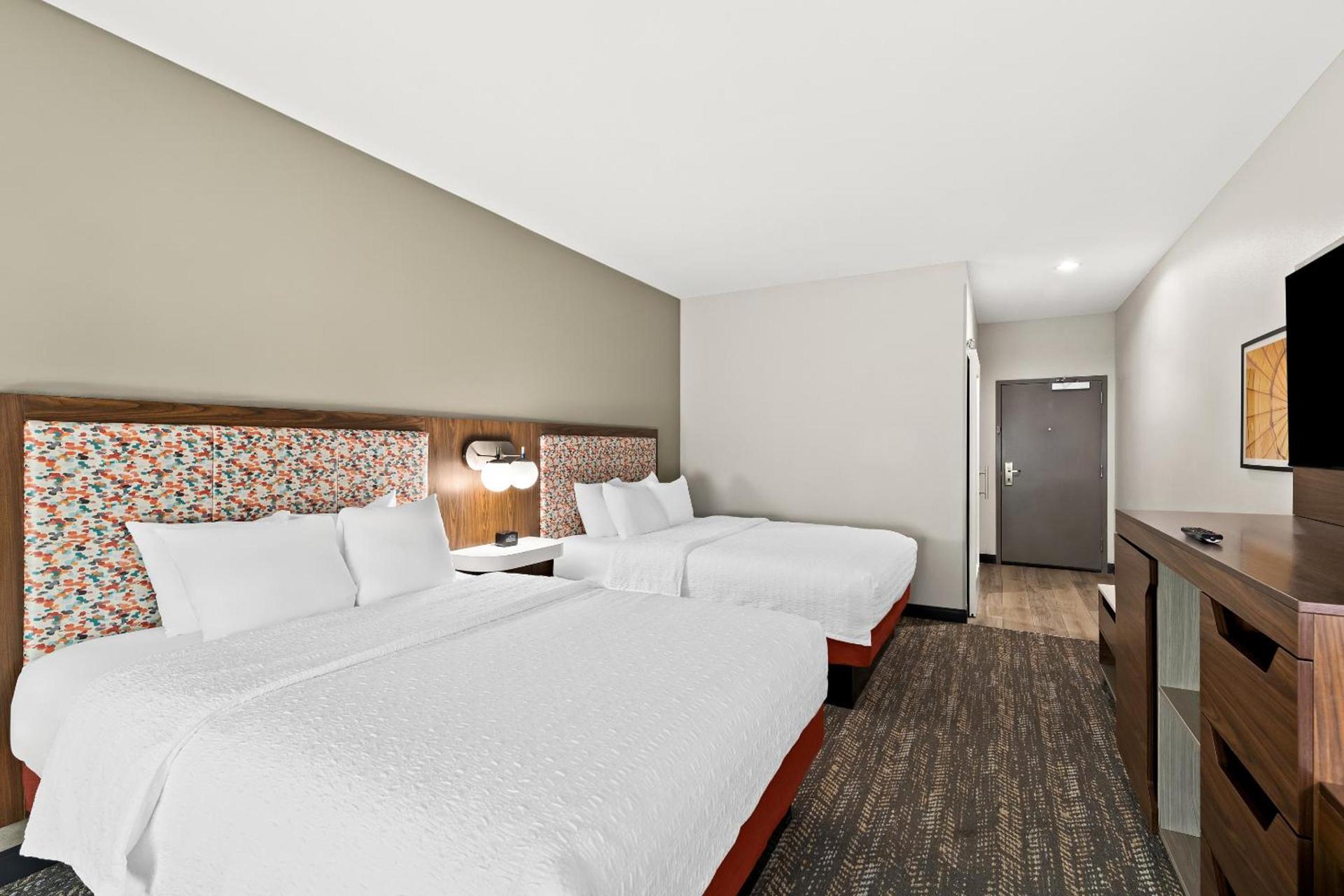 Hampton Inn Longview photo 9