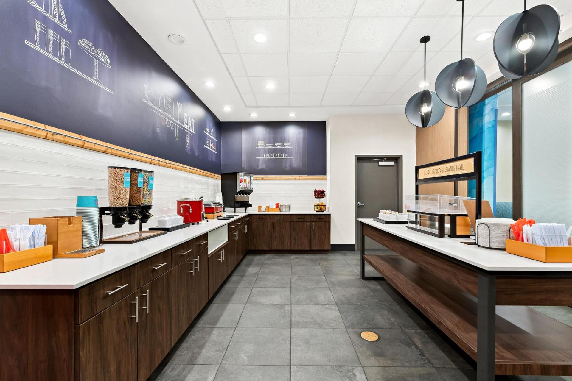 Hampton Inn Longview photo 17