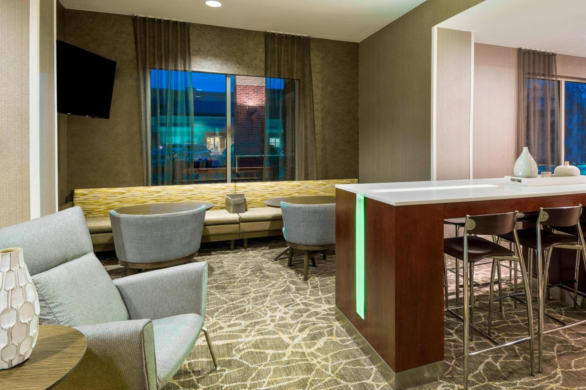 SpringHill Suites Indianapolis Carmel photo 13