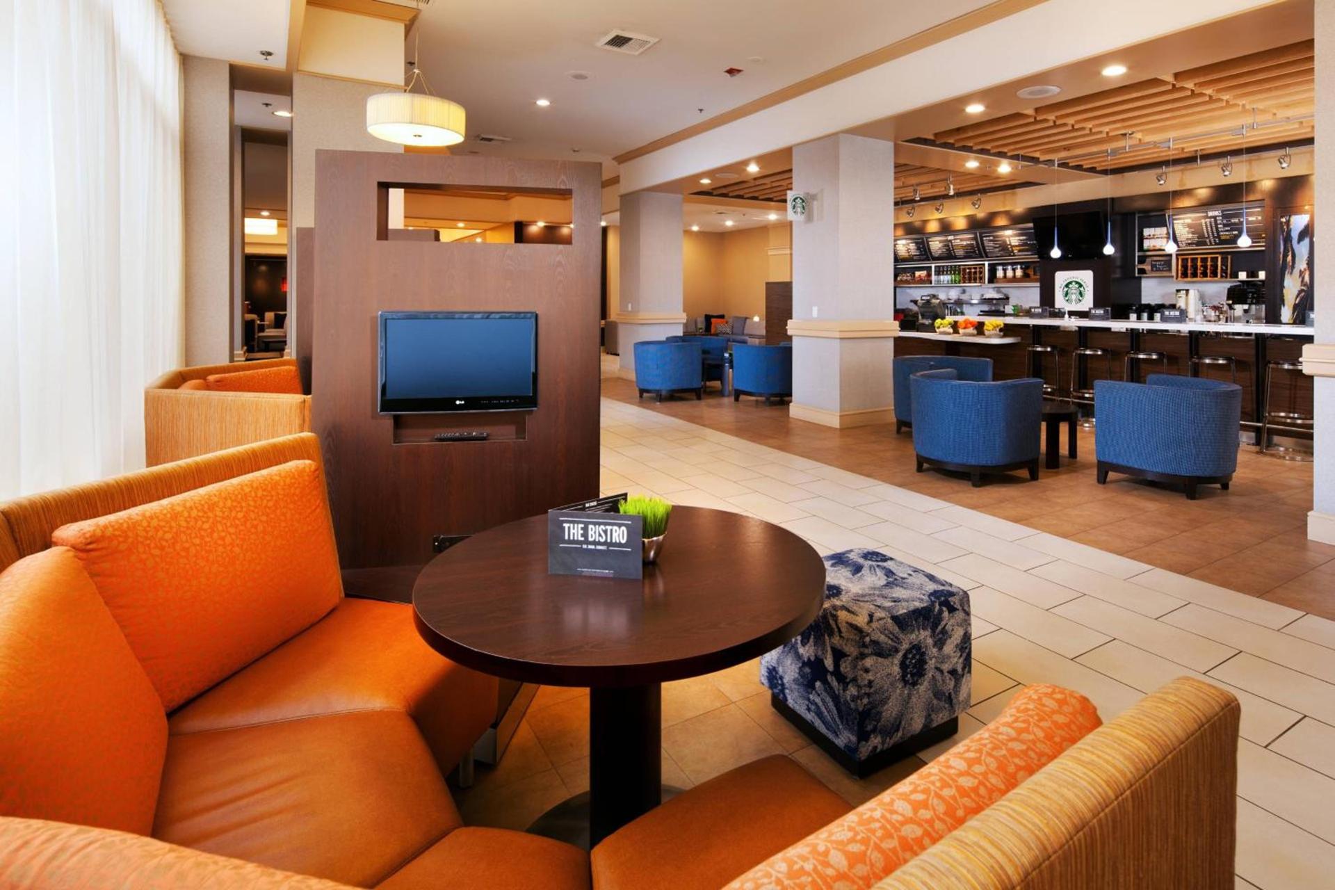 Courtyard by Marriott Baldwin Park photo 19