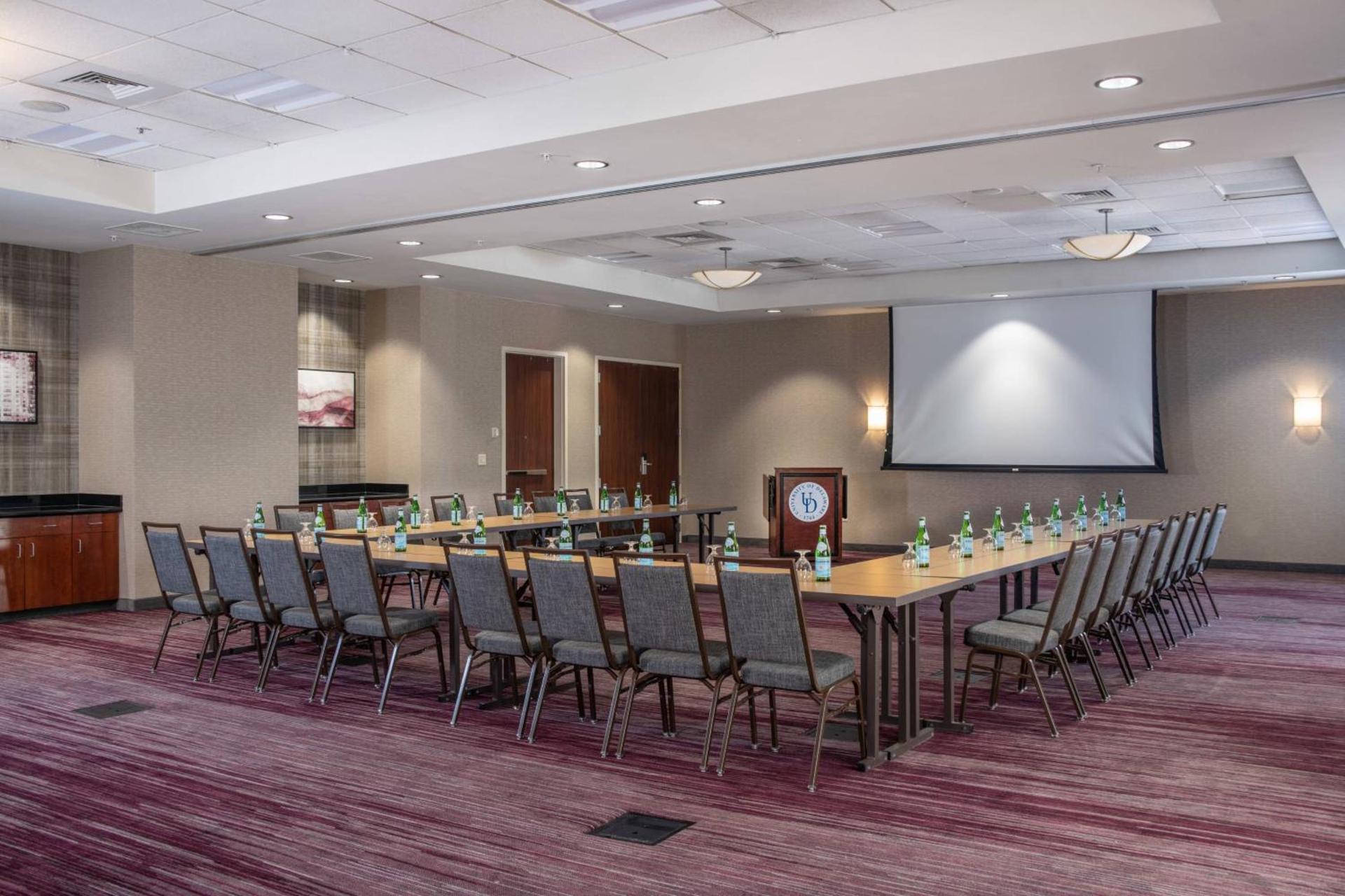 Courtyard by Marriott Newark-University of Delaware photo 35