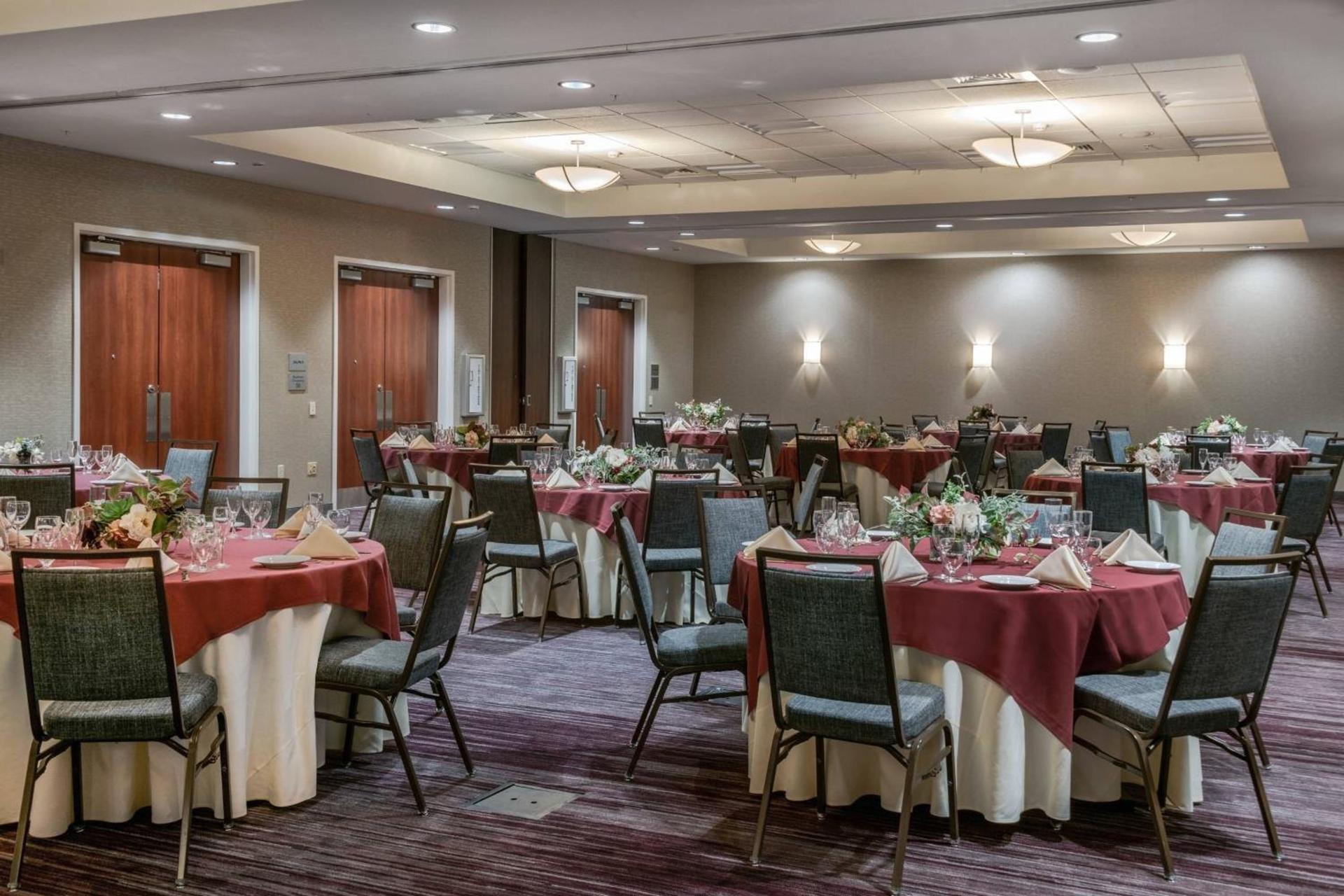 Courtyard by Marriott Newark-University of Delaware photo 37