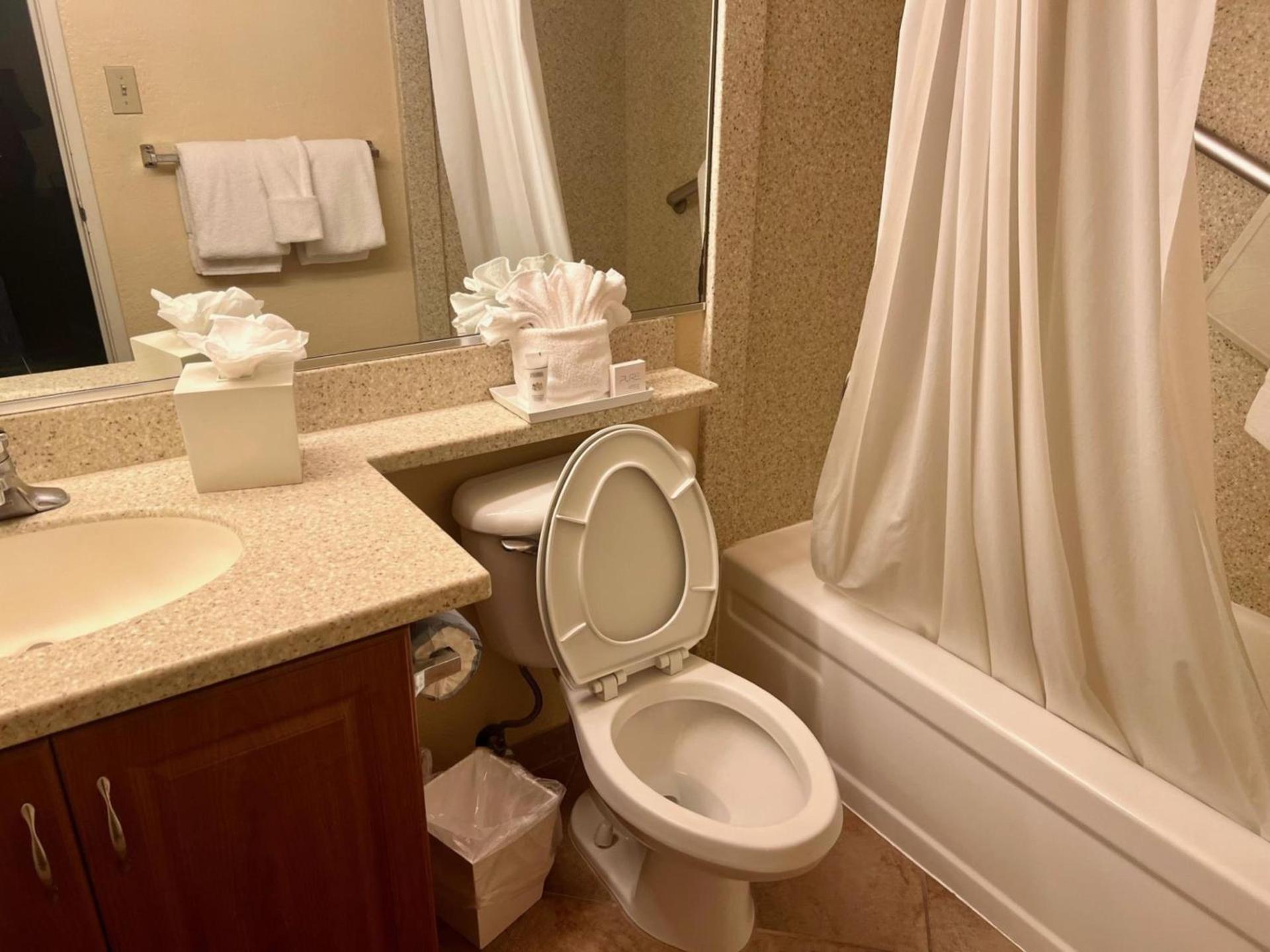 Jockey Resort Suites Center Strip photo 41