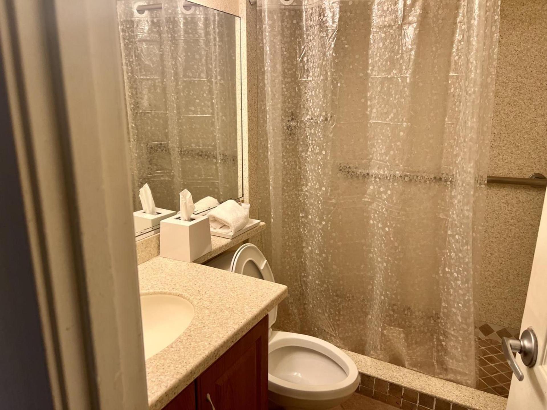 Jockey Resort Suites Center Strip photo 48