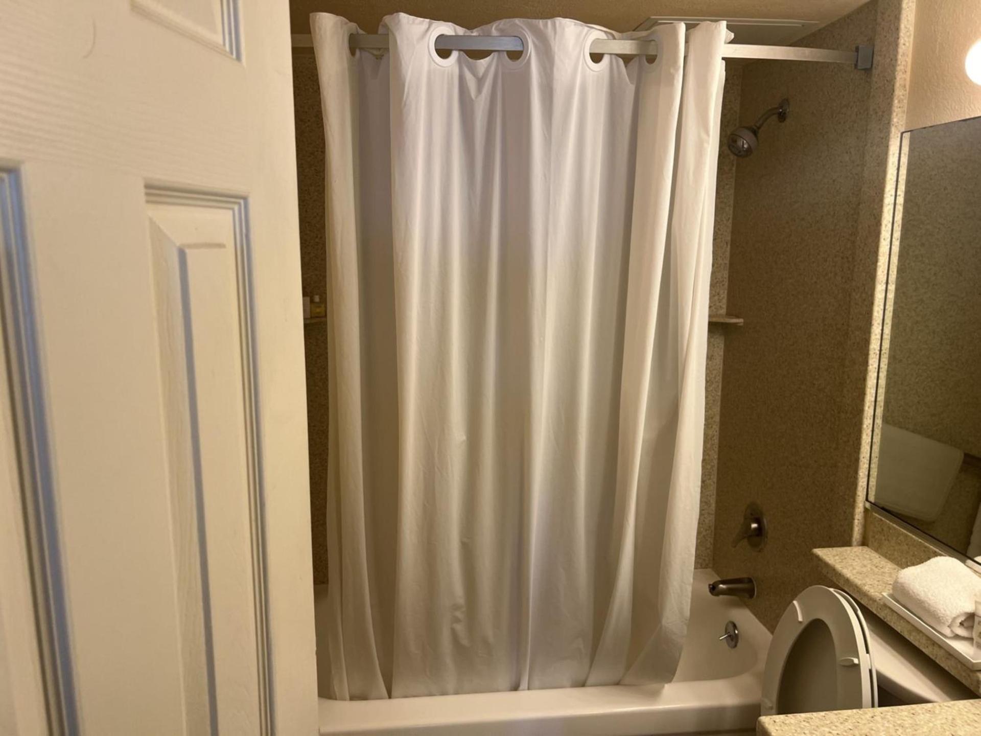 Jockey Resort Suites Center Strip photo 55