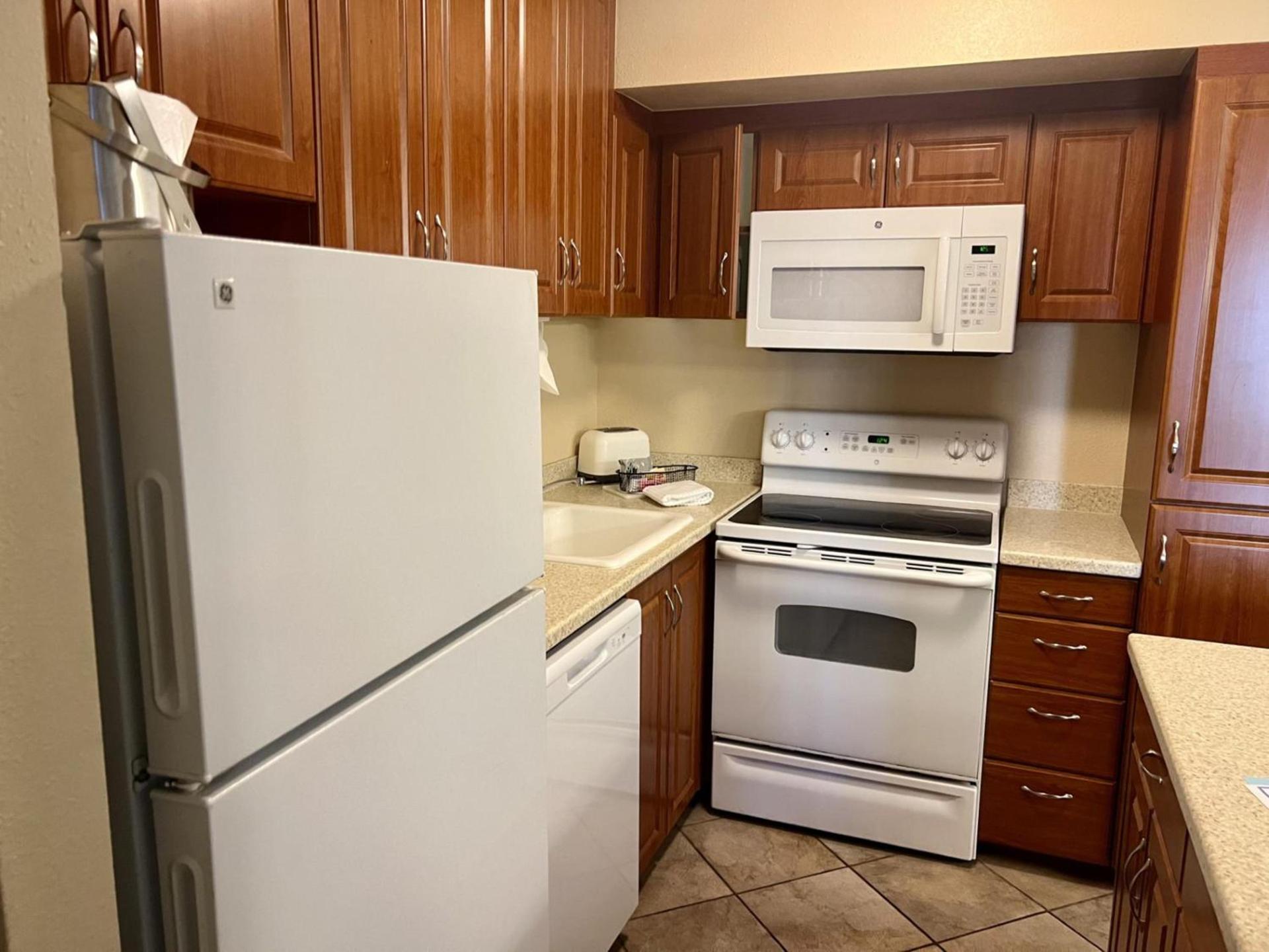 Jockey Resort Suites Center Strip photo 52