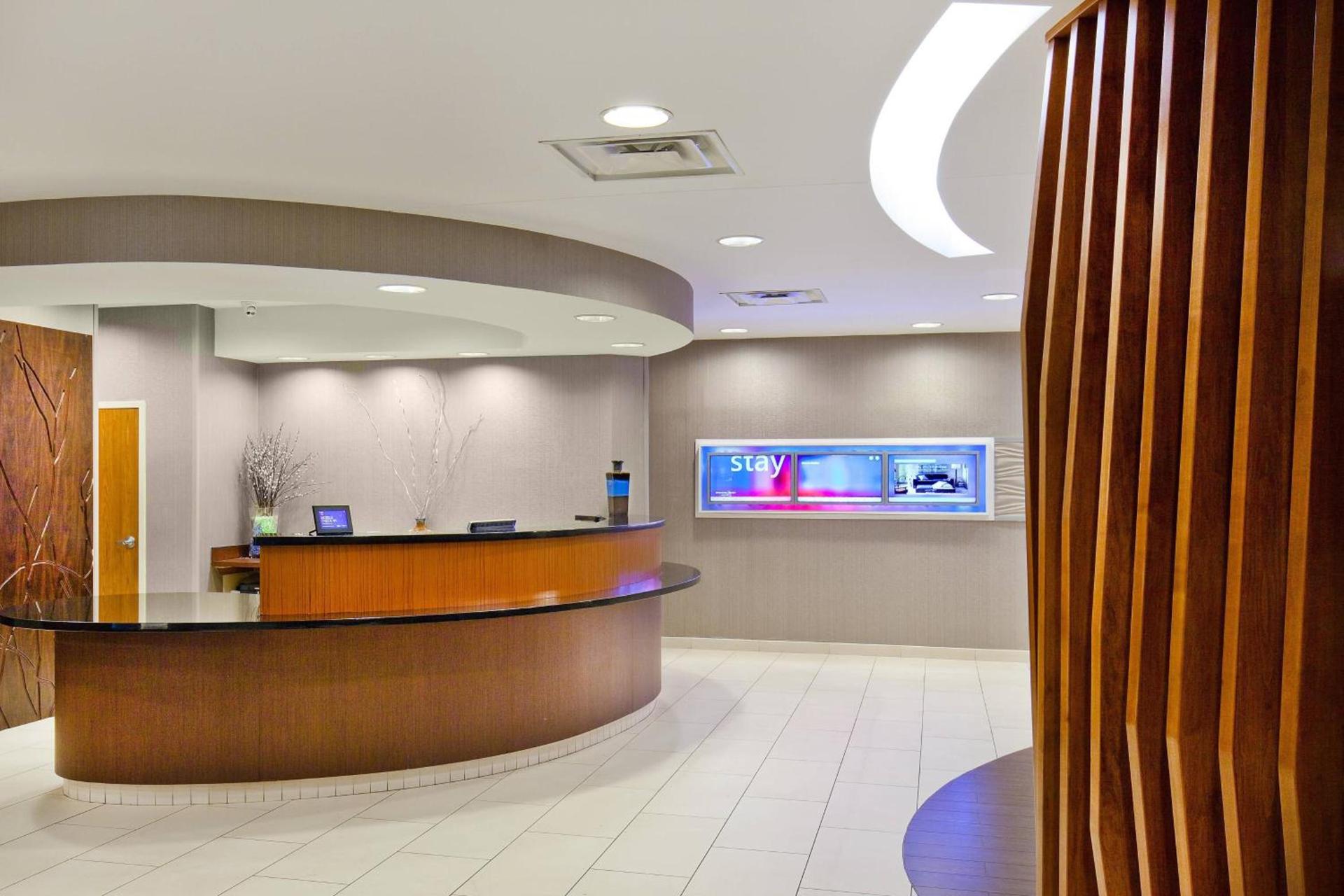 SpringHill Suites Chesapeake Greenbrier photo 2