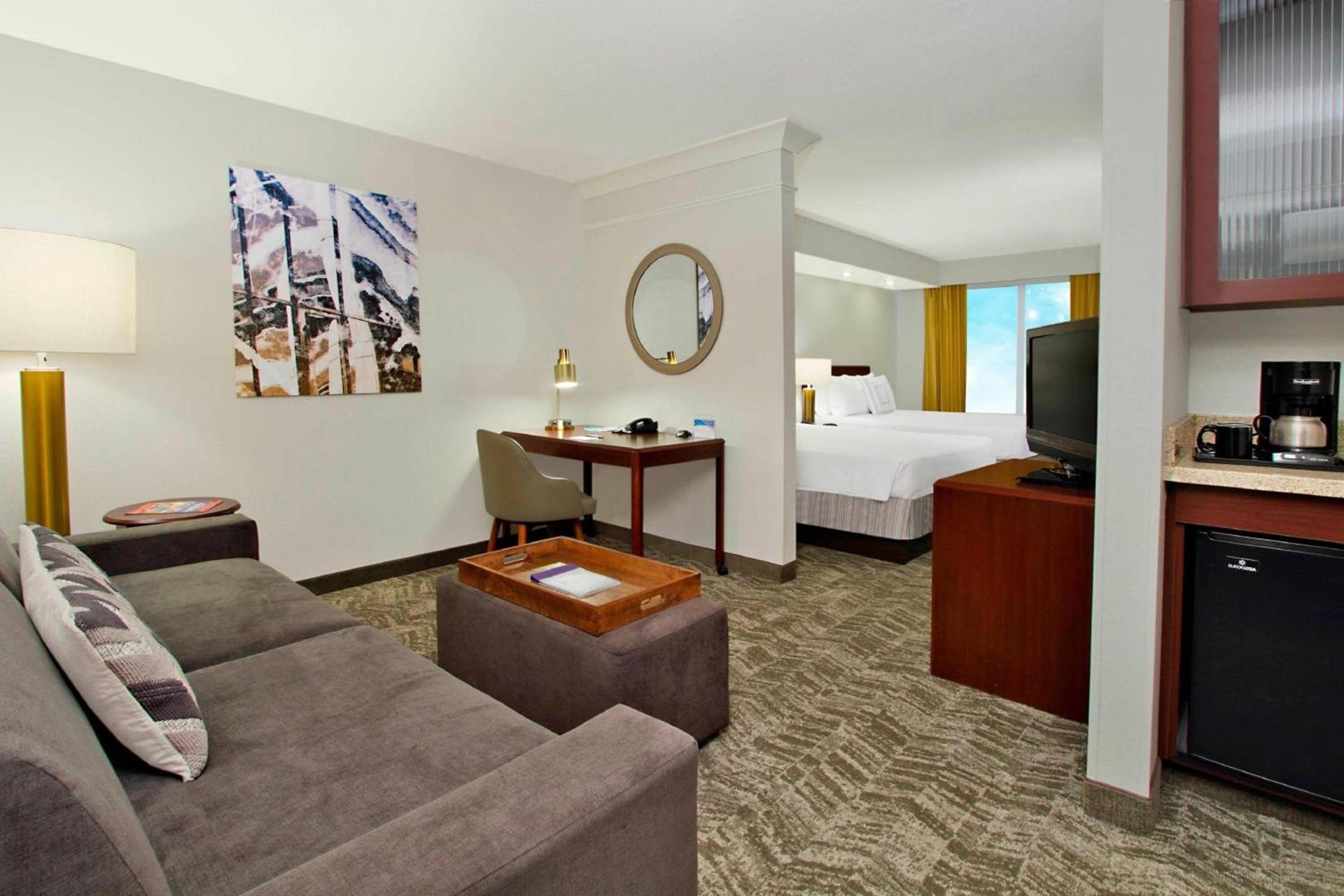 SpringHill Suites Chesapeake Greenbrier photo 7