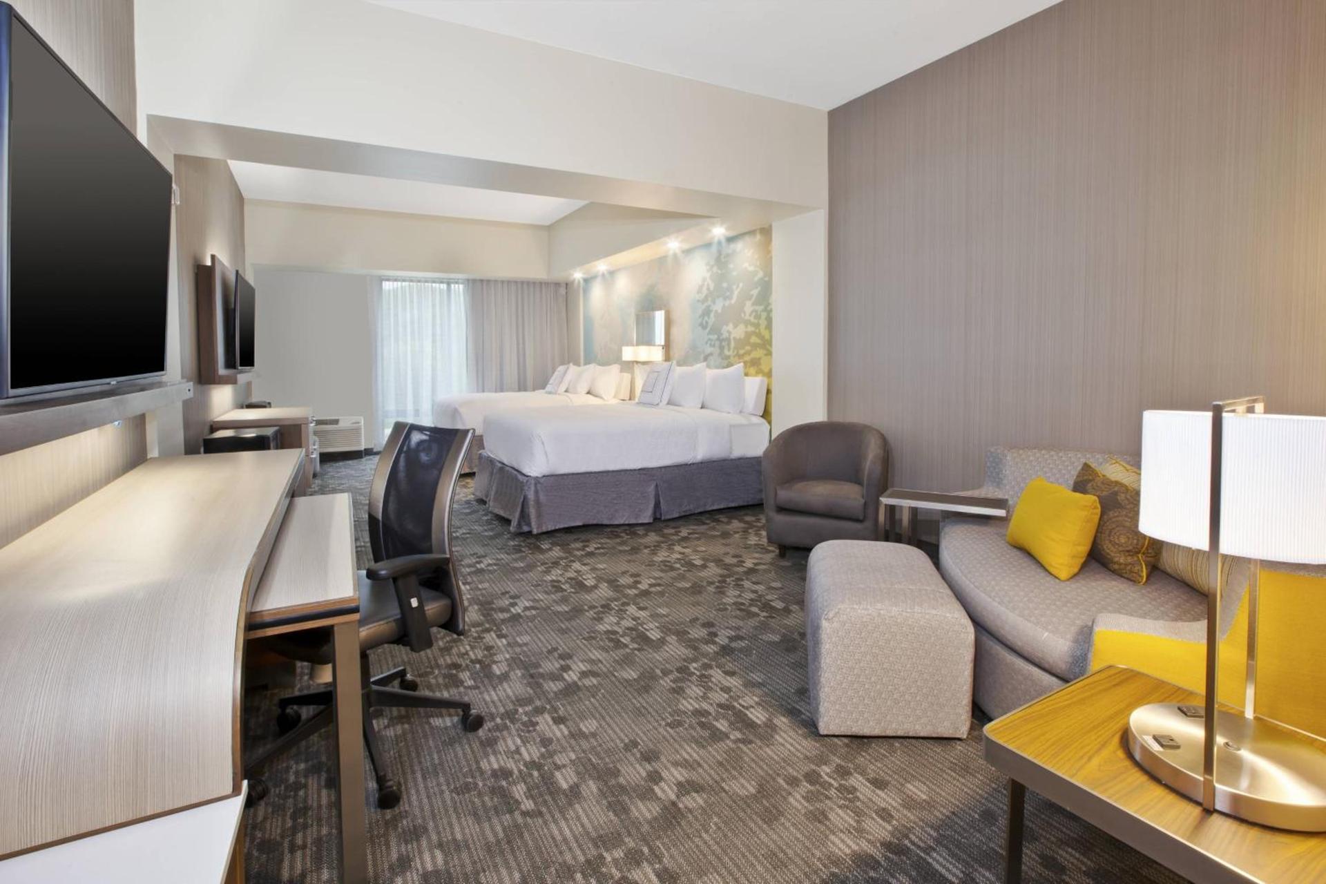 Courtyard by Marriott St. Joseph-Benton Harbor photo 9