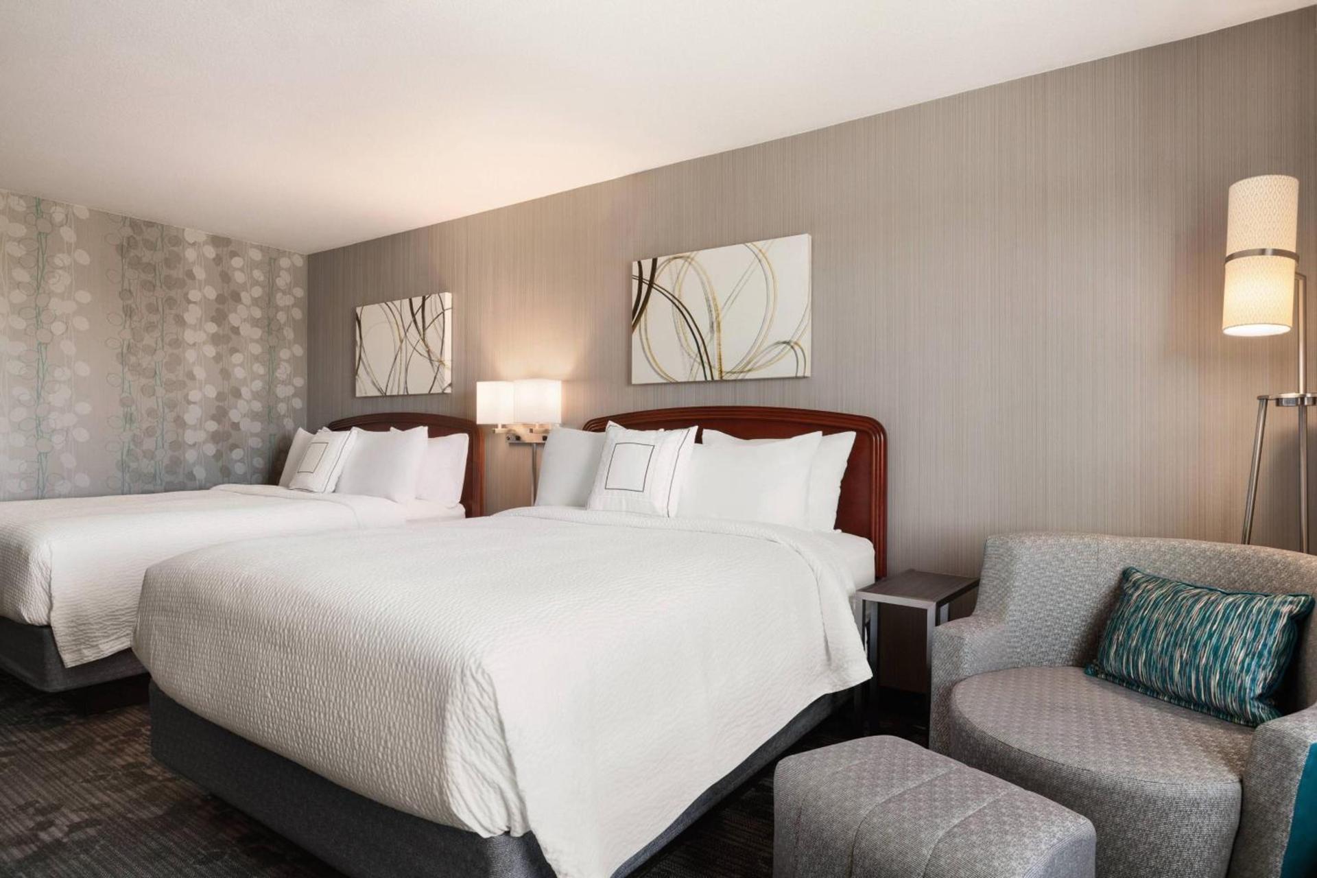 Courtyard By Marriott Salinas Monterey photo 9
