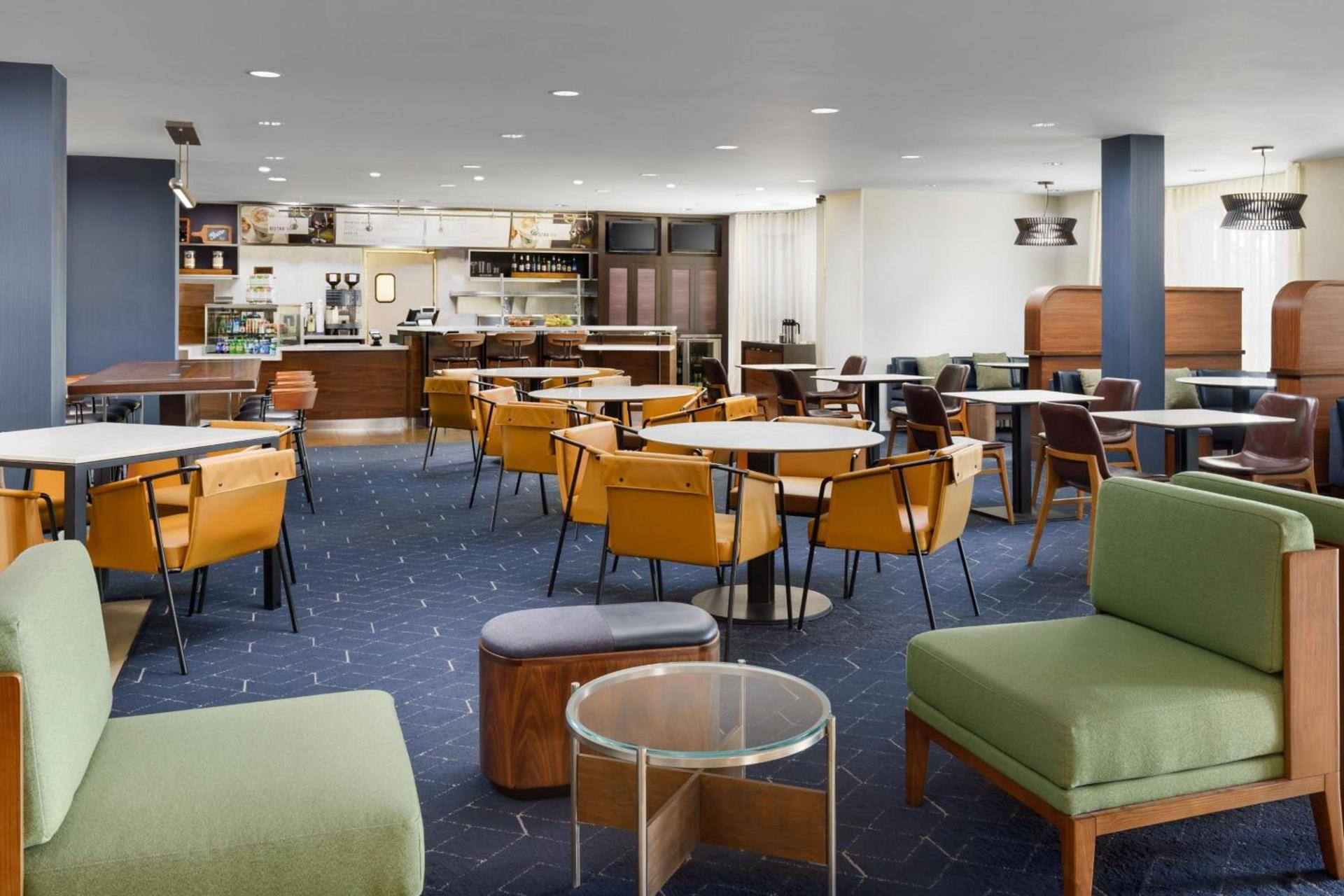 Courtyard By Marriott Salinas Monterey photo 28