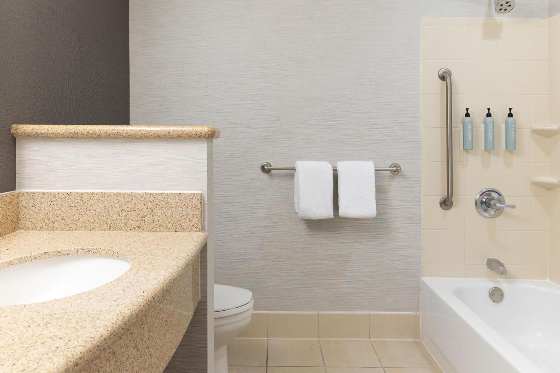 Courtyard by Marriott Ontario Rancho Cucamonga photo 21