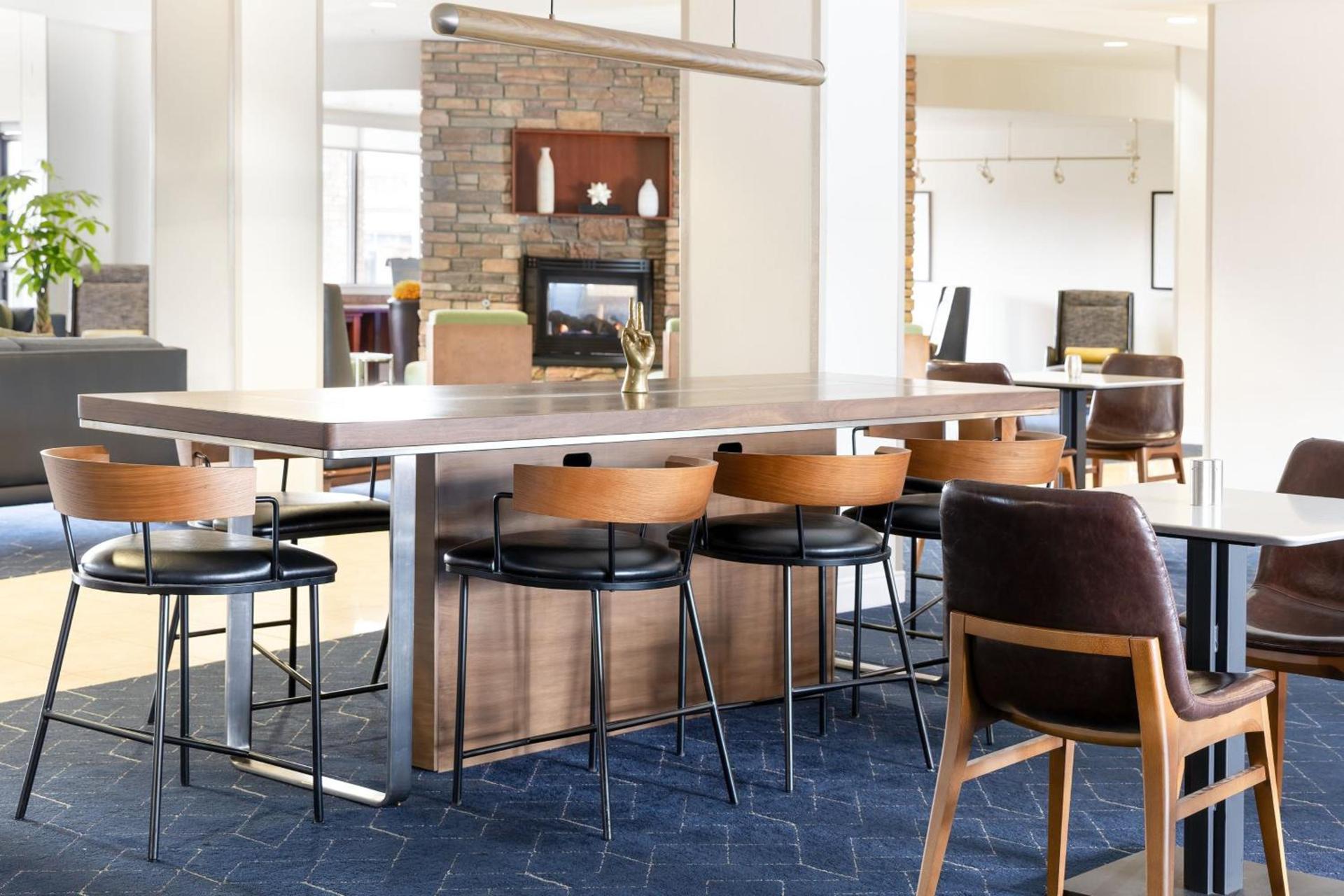 Courtyard by Marriott Ontario Rancho Cucamonga photo 8