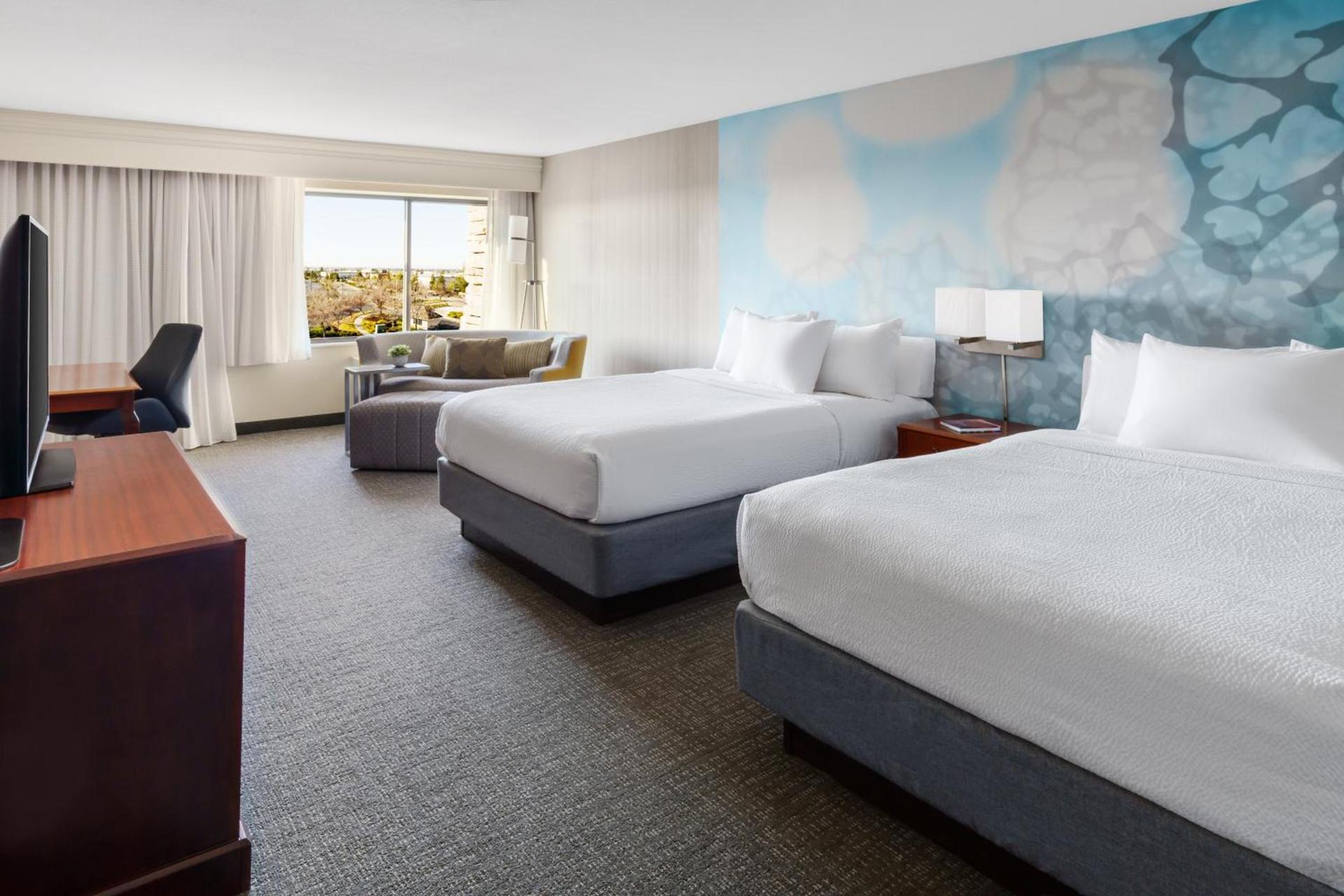 Courtyard by Marriott Roseville Galleria Mall/Creekside Ridge Drive photo 13