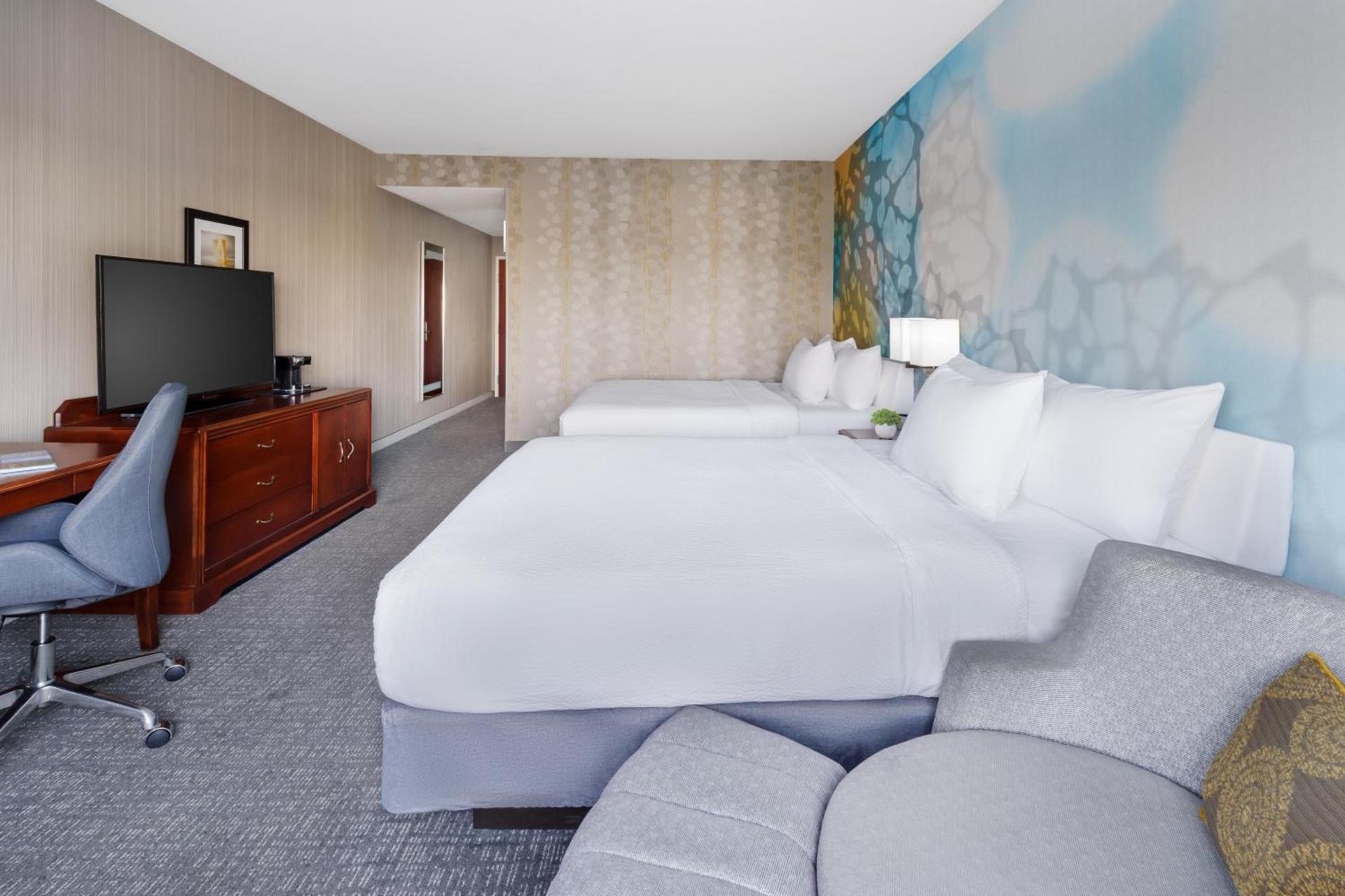 Courtyard by Marriott Roseville Galleria Mall/Creekside Ridge Drive photo 11