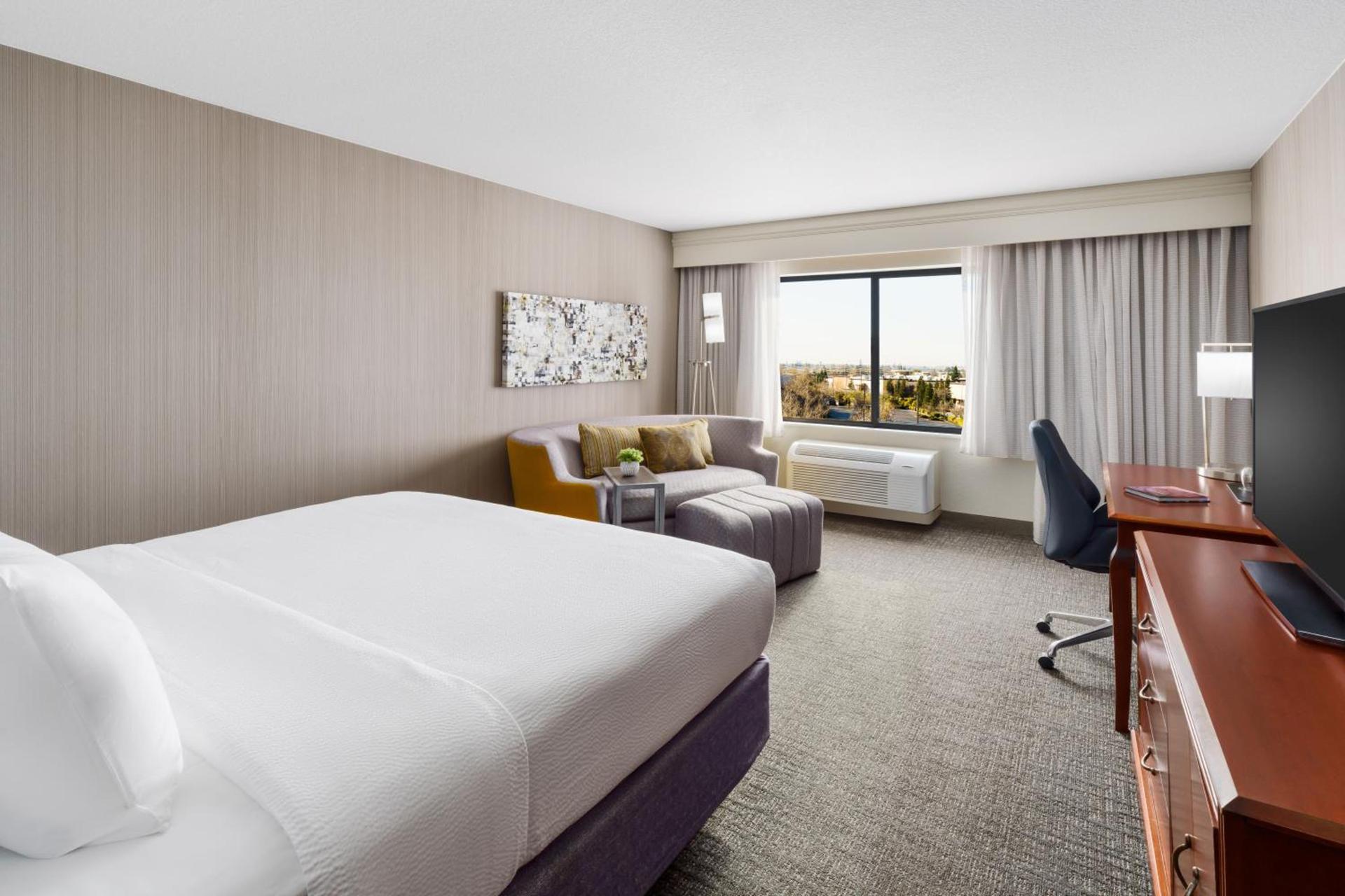 Courtyard by Marriott Roseville Galleria Mall/Creekside Ridge Drive photo 18