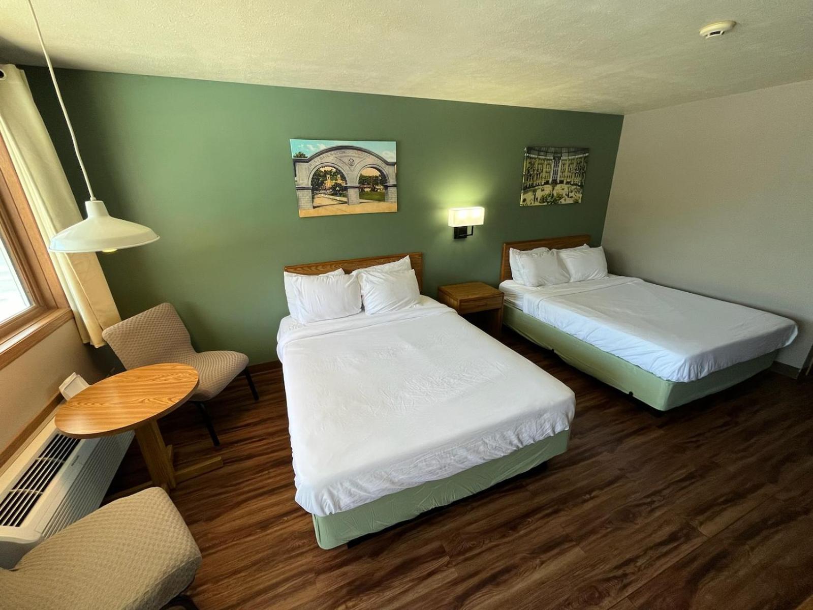 Valley Inn and Suites photo 55
