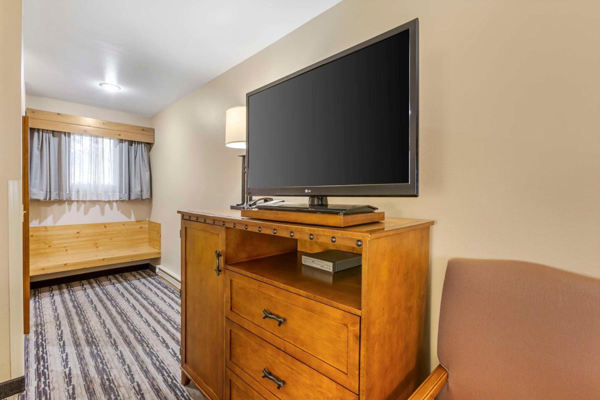 Best Western Sunset Inn photo 40