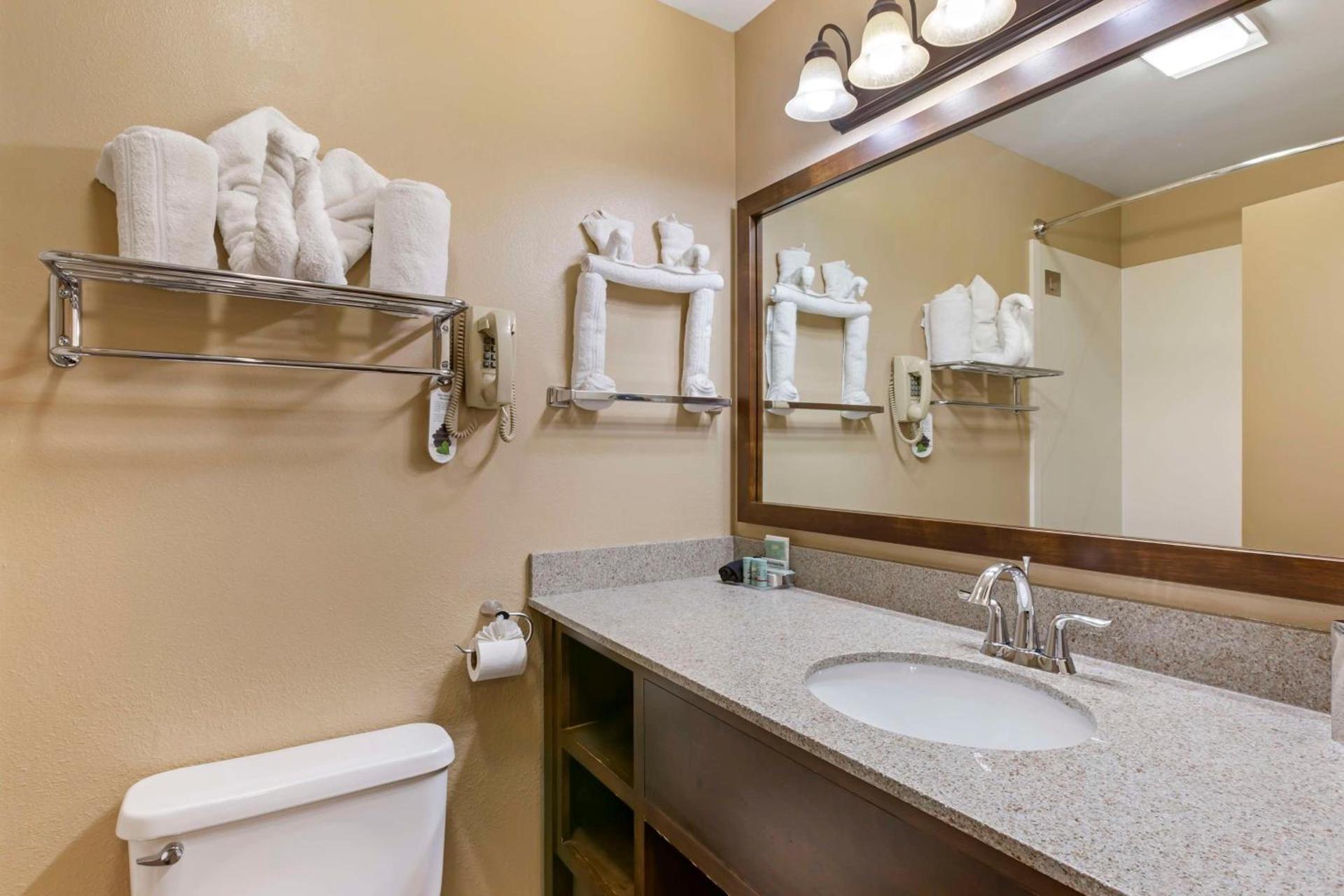 Best Western Sunset Inn photo 58