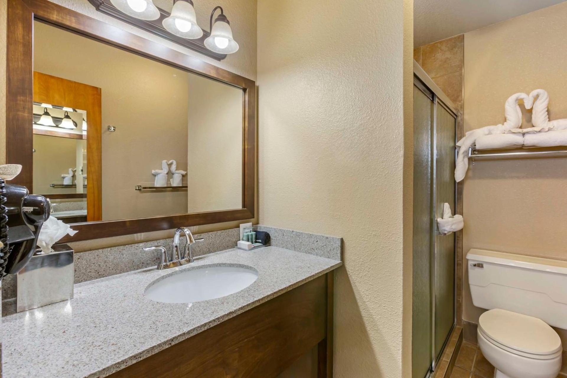 Best Western Sunset Inn photo 59