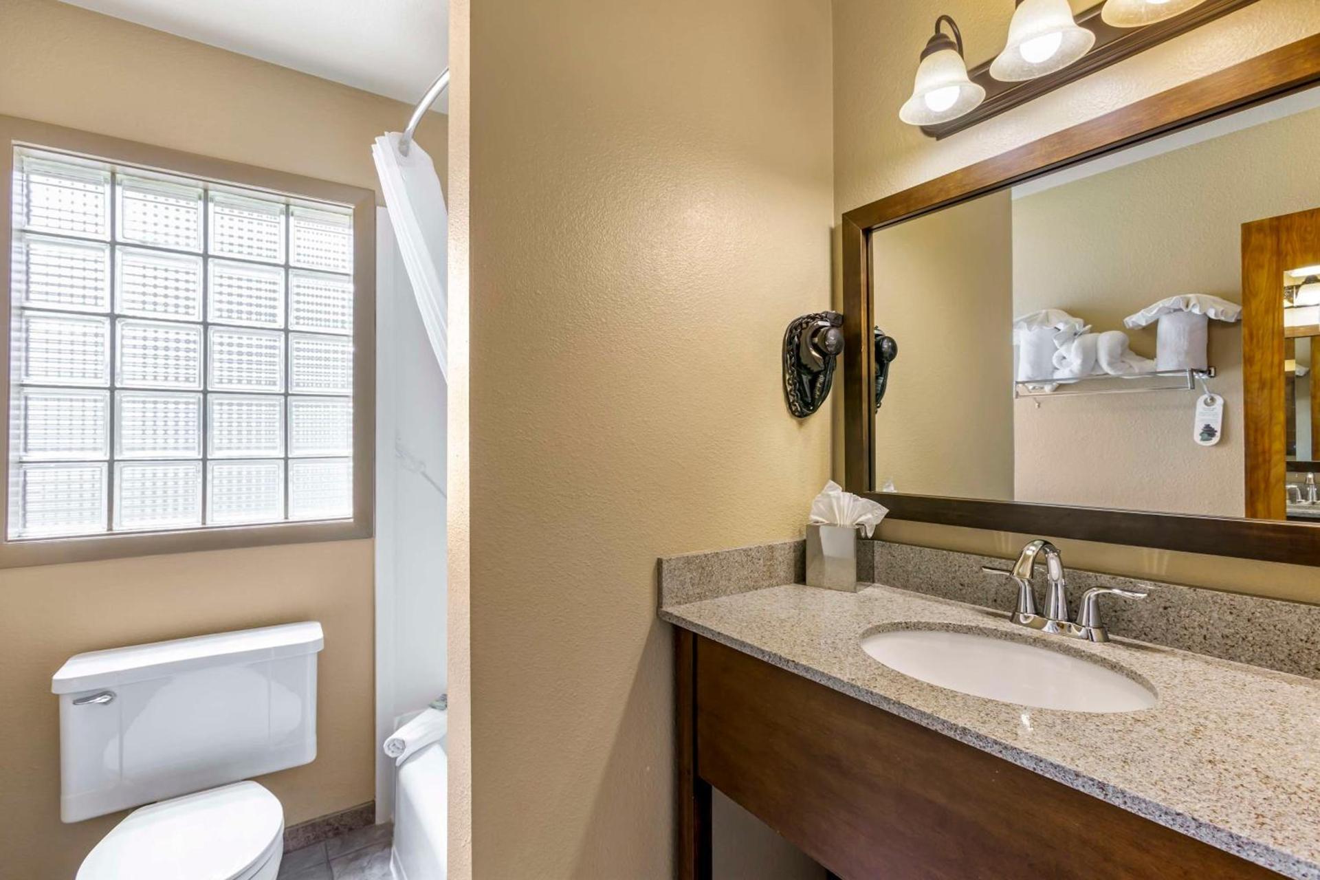 Best Western Sunset Inn photo 63
