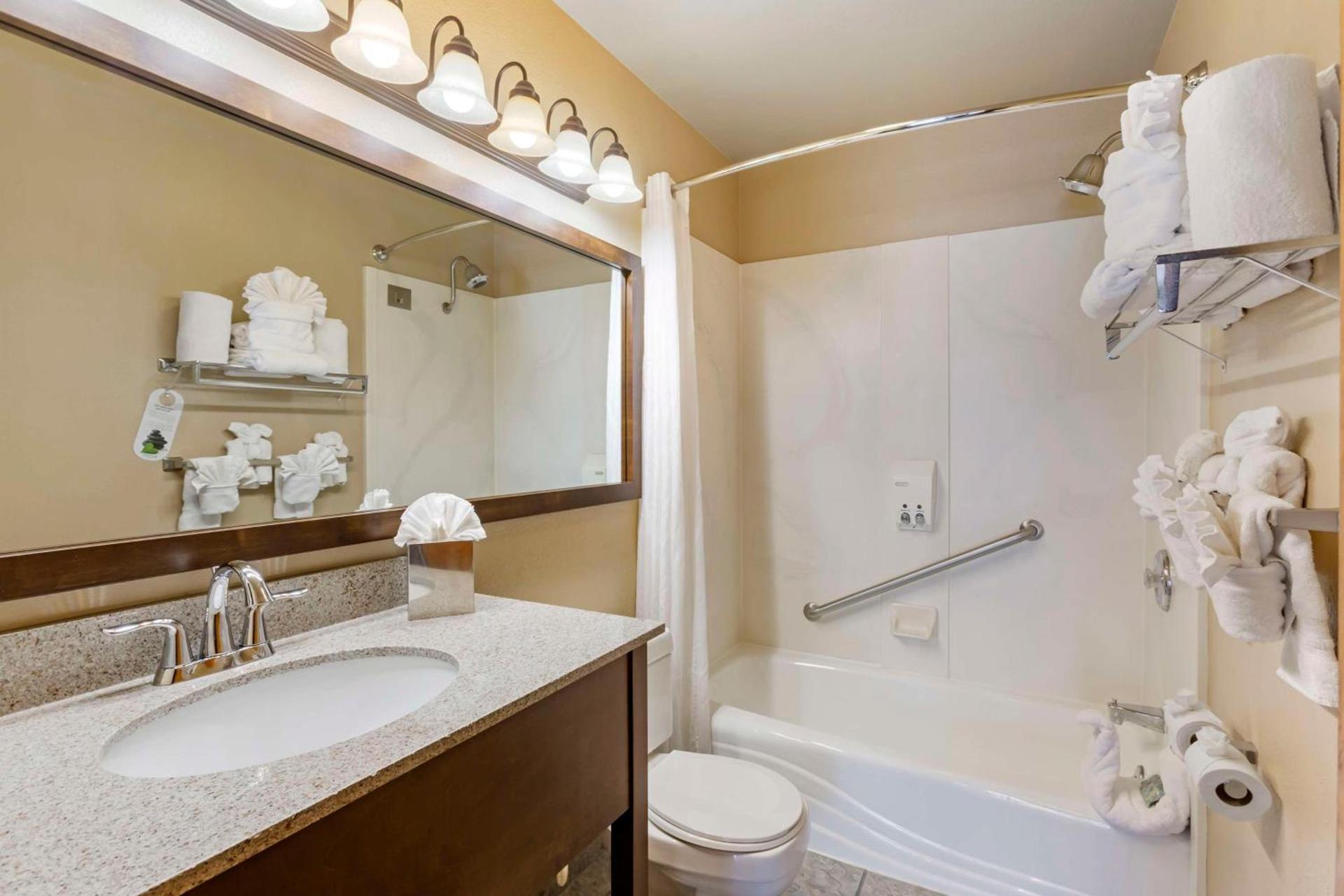 Best Western Sunset Inn photo 64