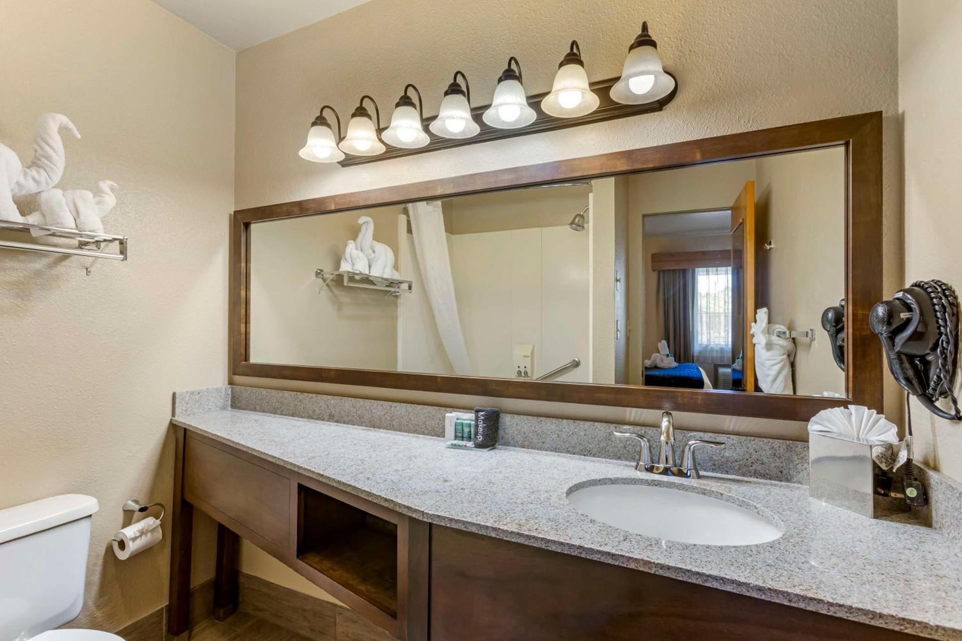 Best Western Sunset Inn photo 65