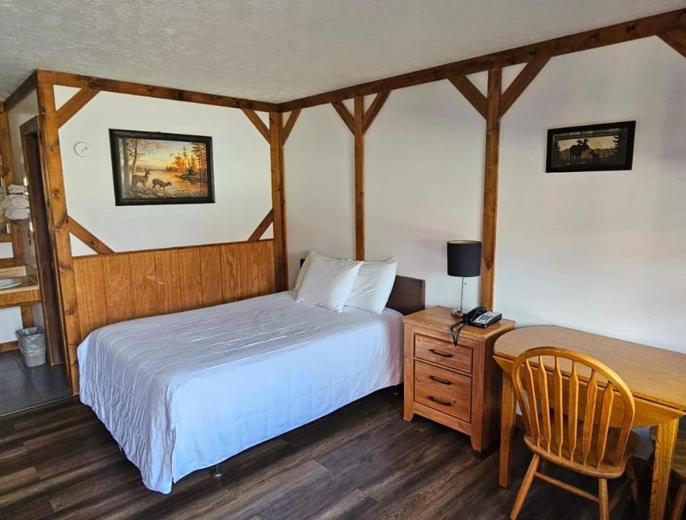 Beverly Hills Inn photo 6