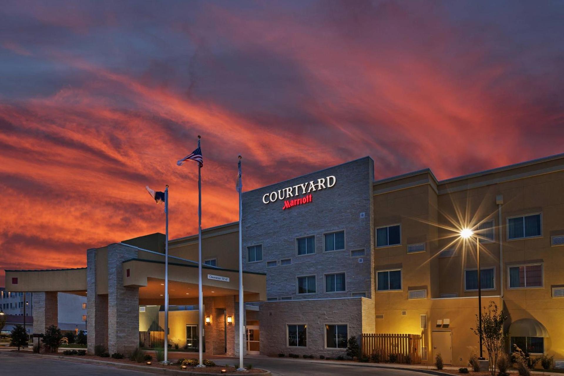 Courtyard by Marriott Odessa photo 1