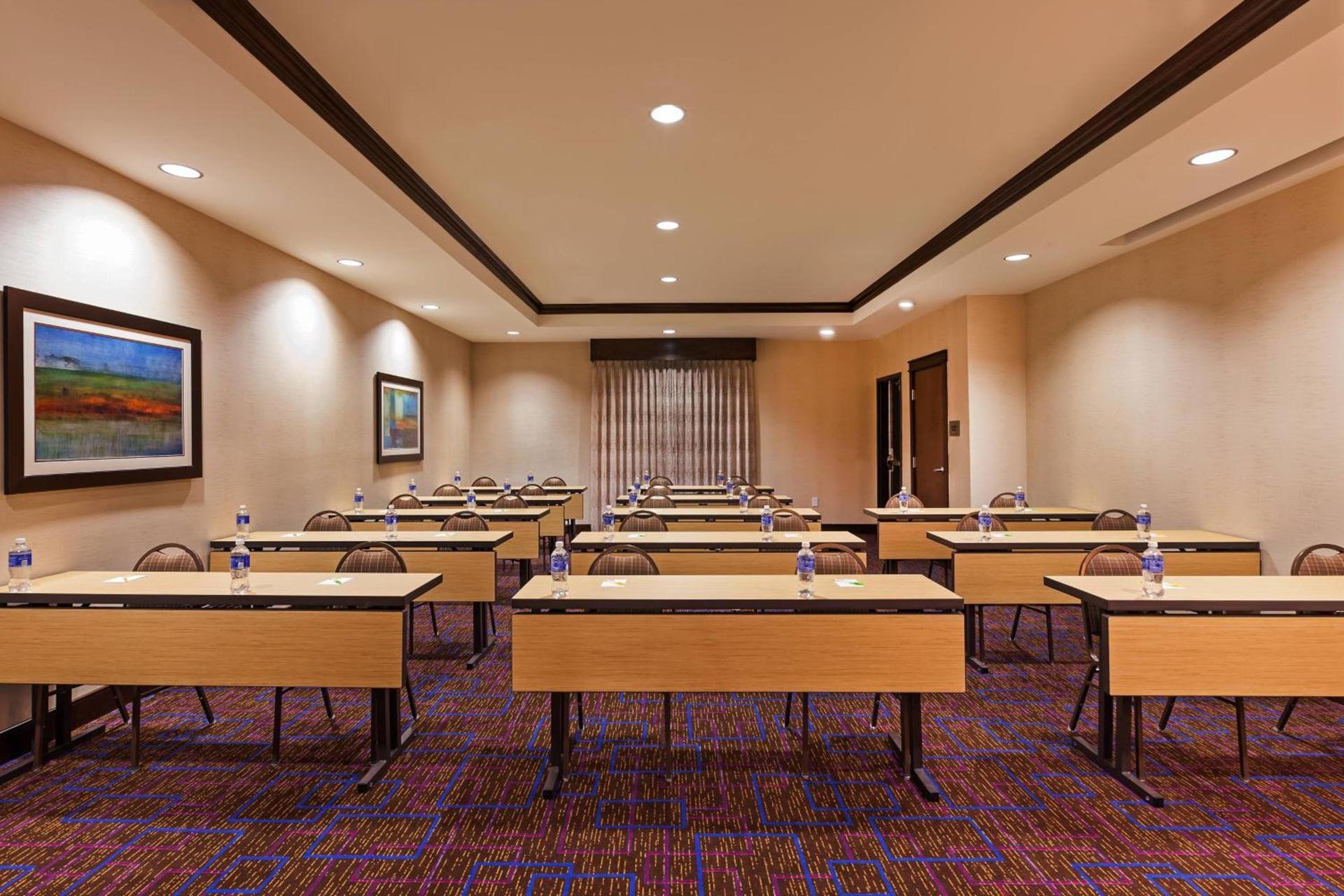 Courtyard by Marriott Odessa photo 25